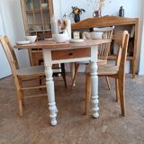 Oval table