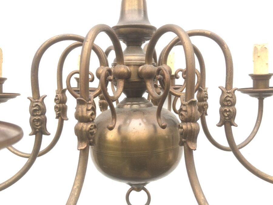 Ancient Dutch style chandelier with 8 arms