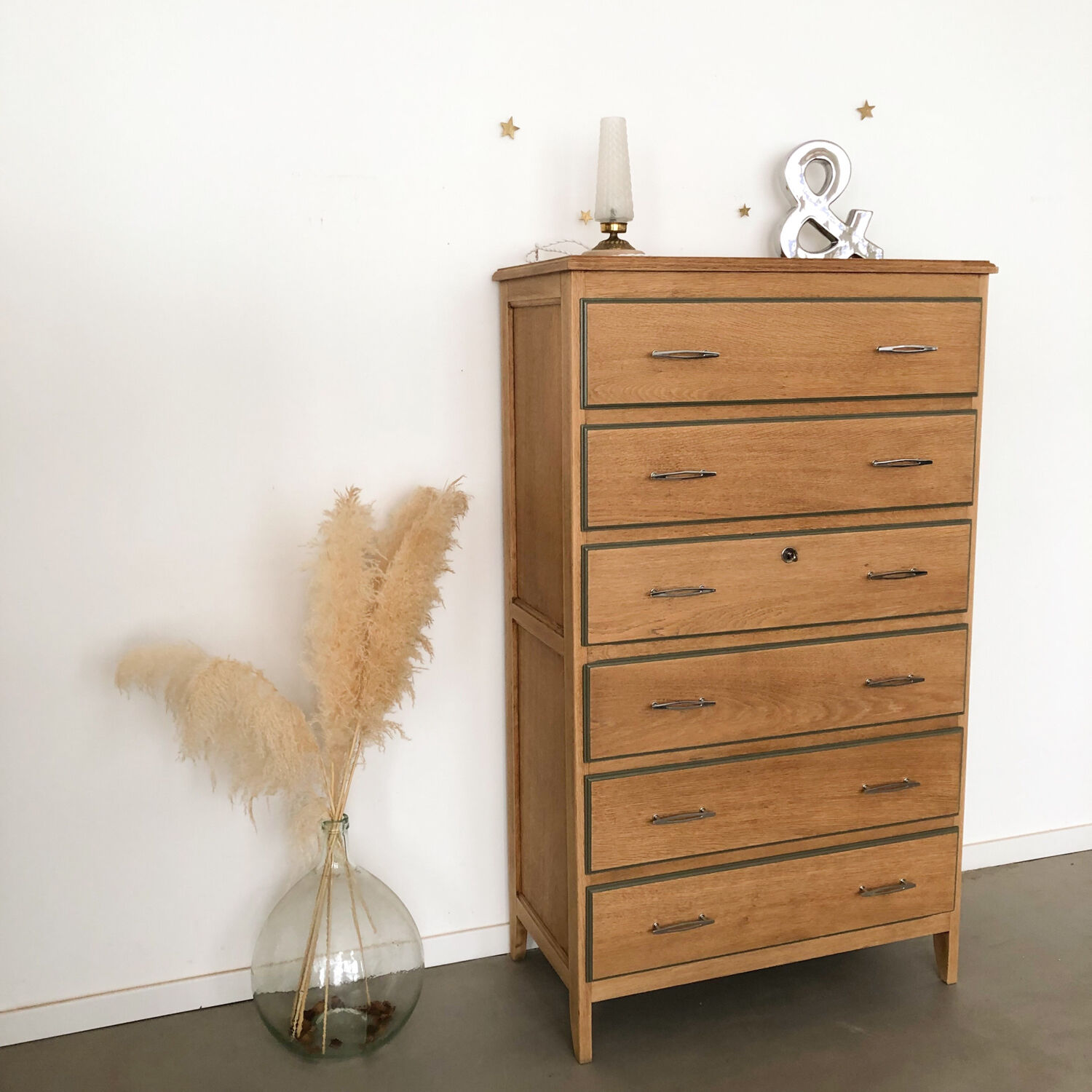 6-drawer chest of drawers in oak