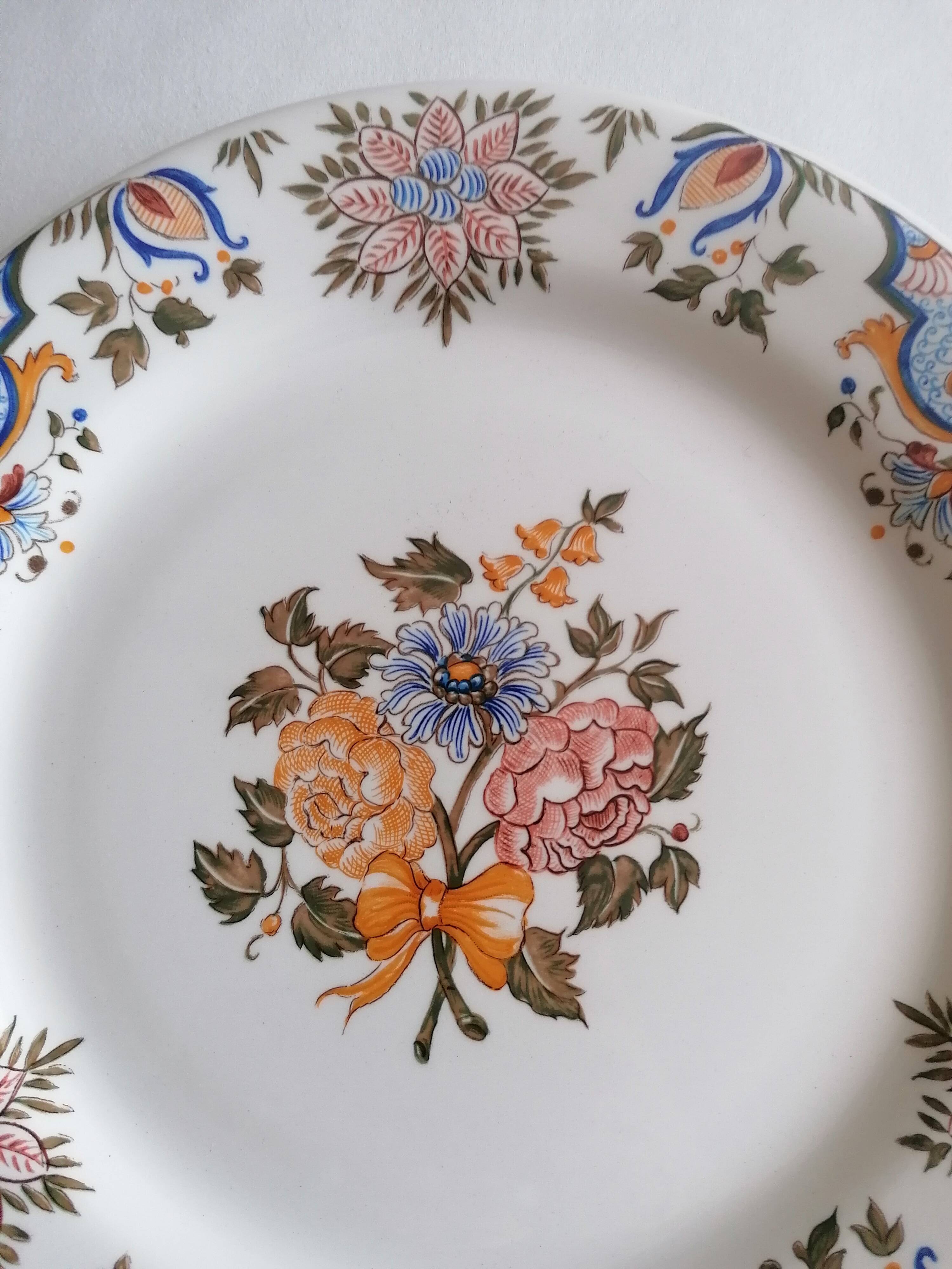 Assiette faïence Gien décor Bordeaux