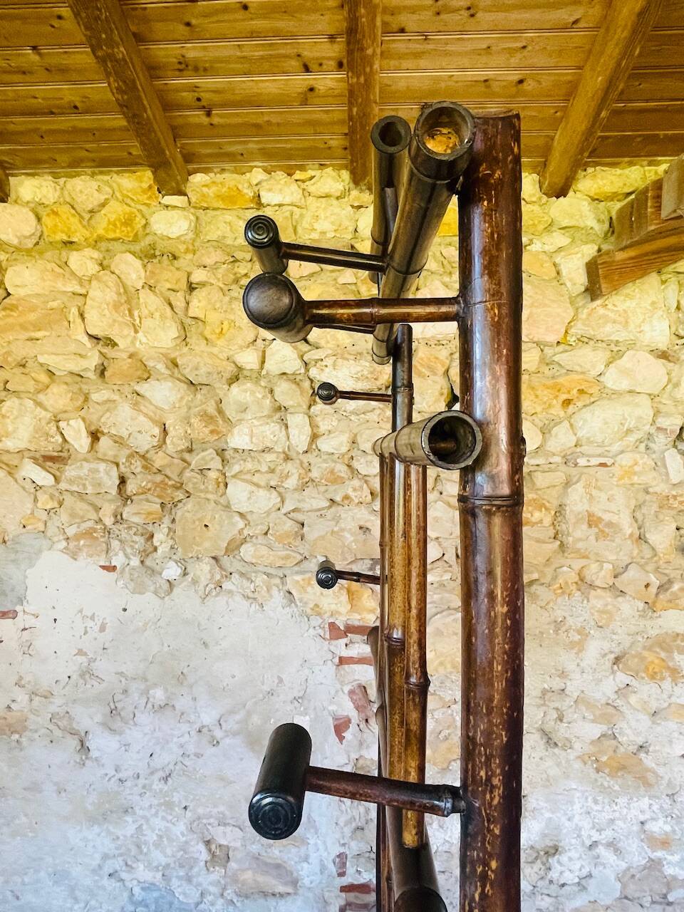 Vestiaire d’entree vintage en bambou avec miroir circa 1920’s