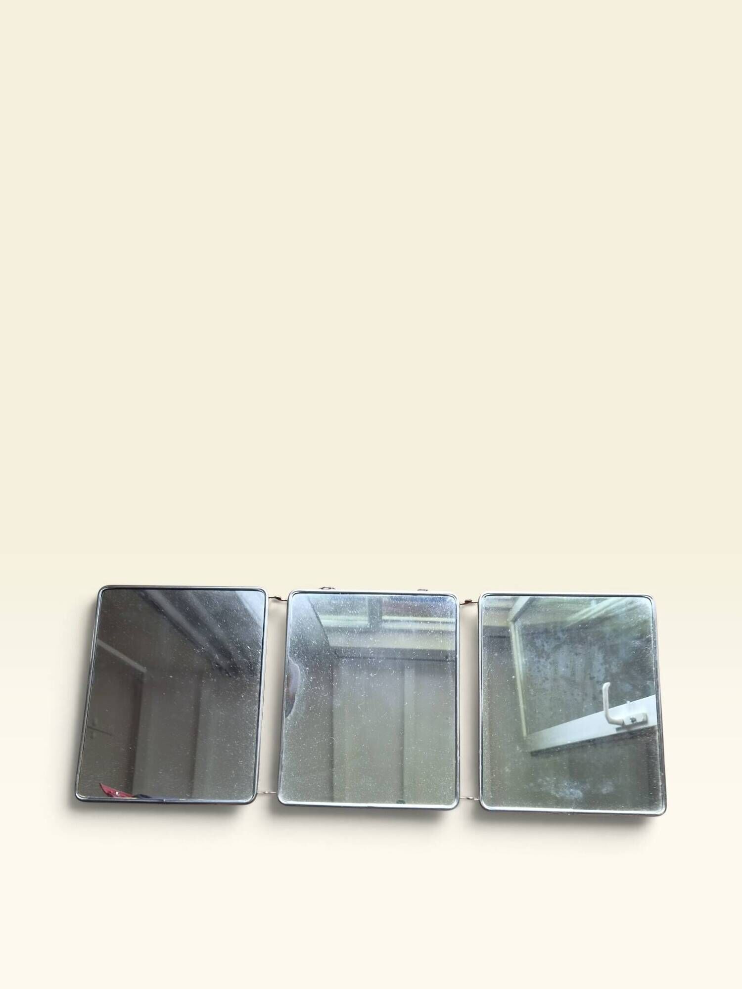 Barber mirror