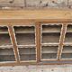 Ancien buffet vitré Art déco en teck birman