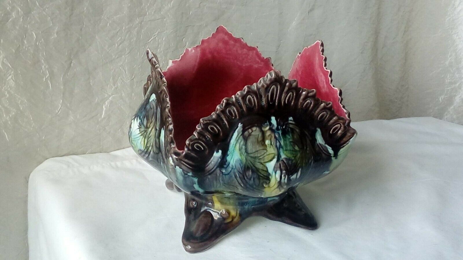 POT COVER IN SLURRY ART NOUVEAU ERA