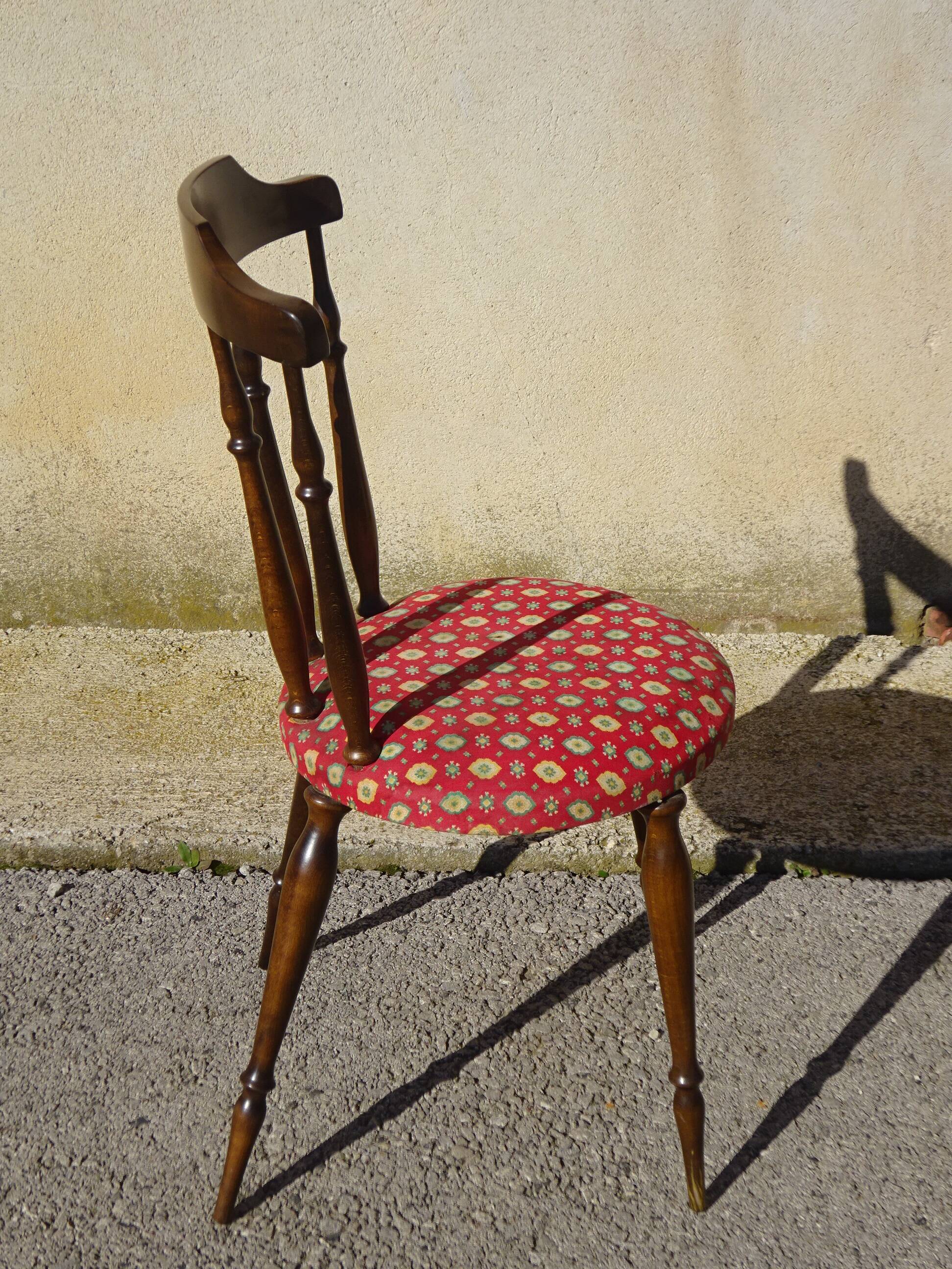 Chaises vintage, pieds compas, les 2