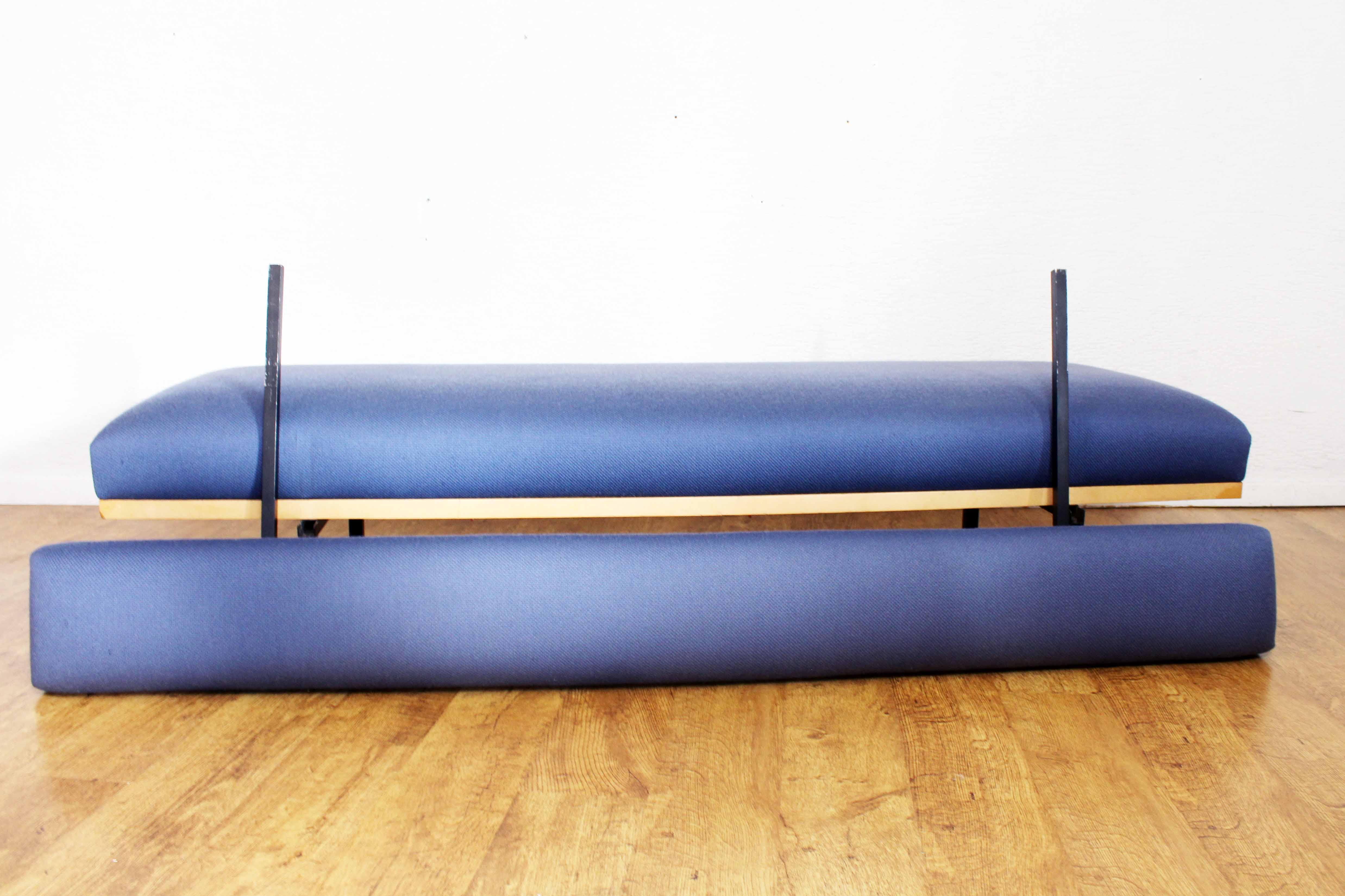 Daybed sofa bench
