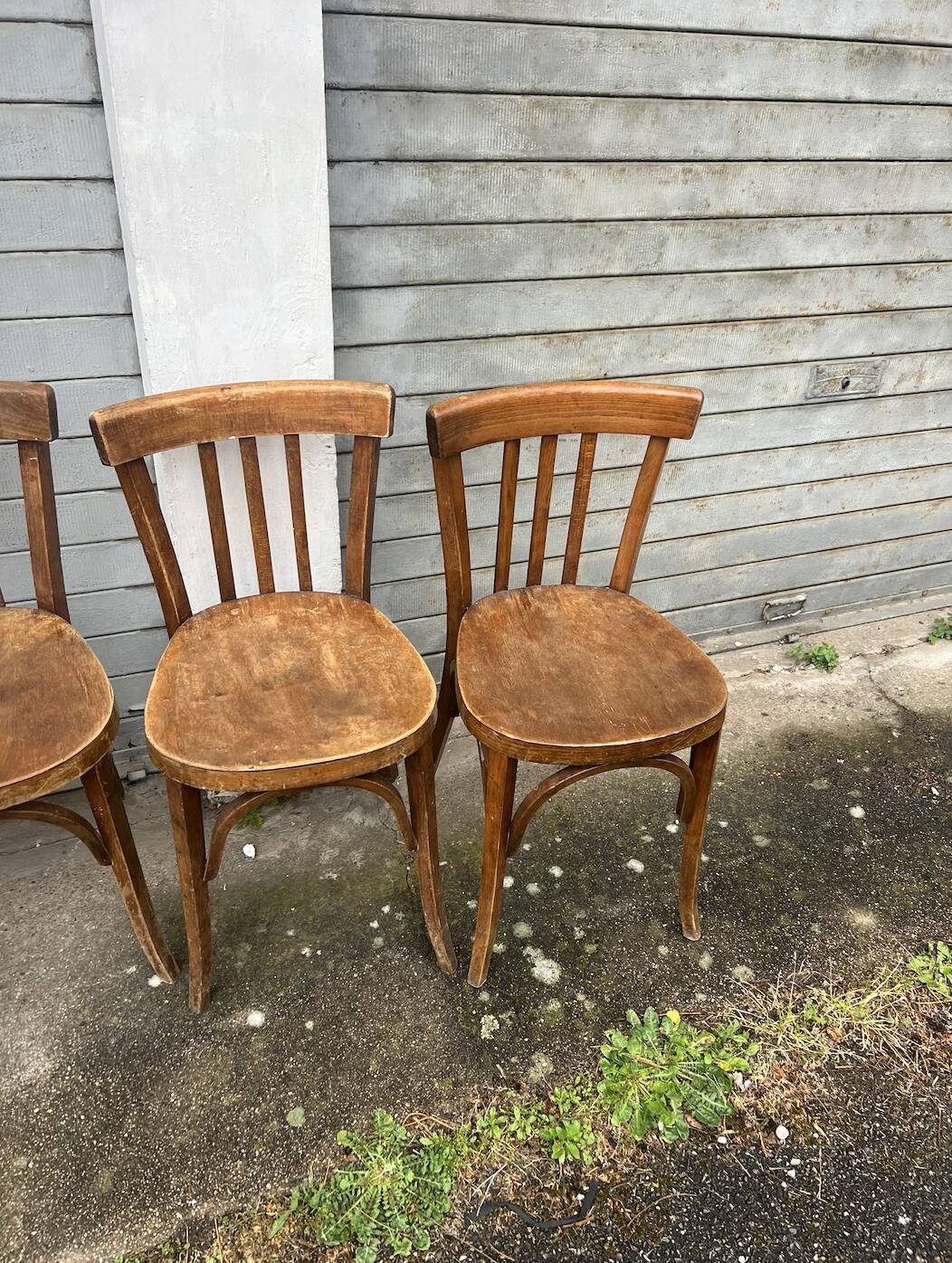 (Lot) 7 Vintage Wooden Bistro Chairs