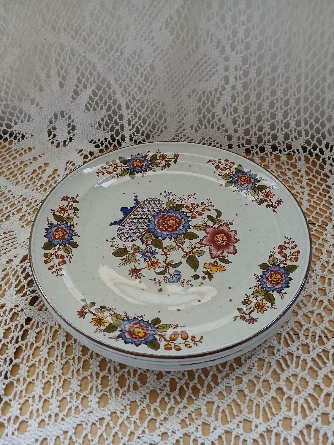 4 antique Sarreguemines plates, "Eclat" pattern