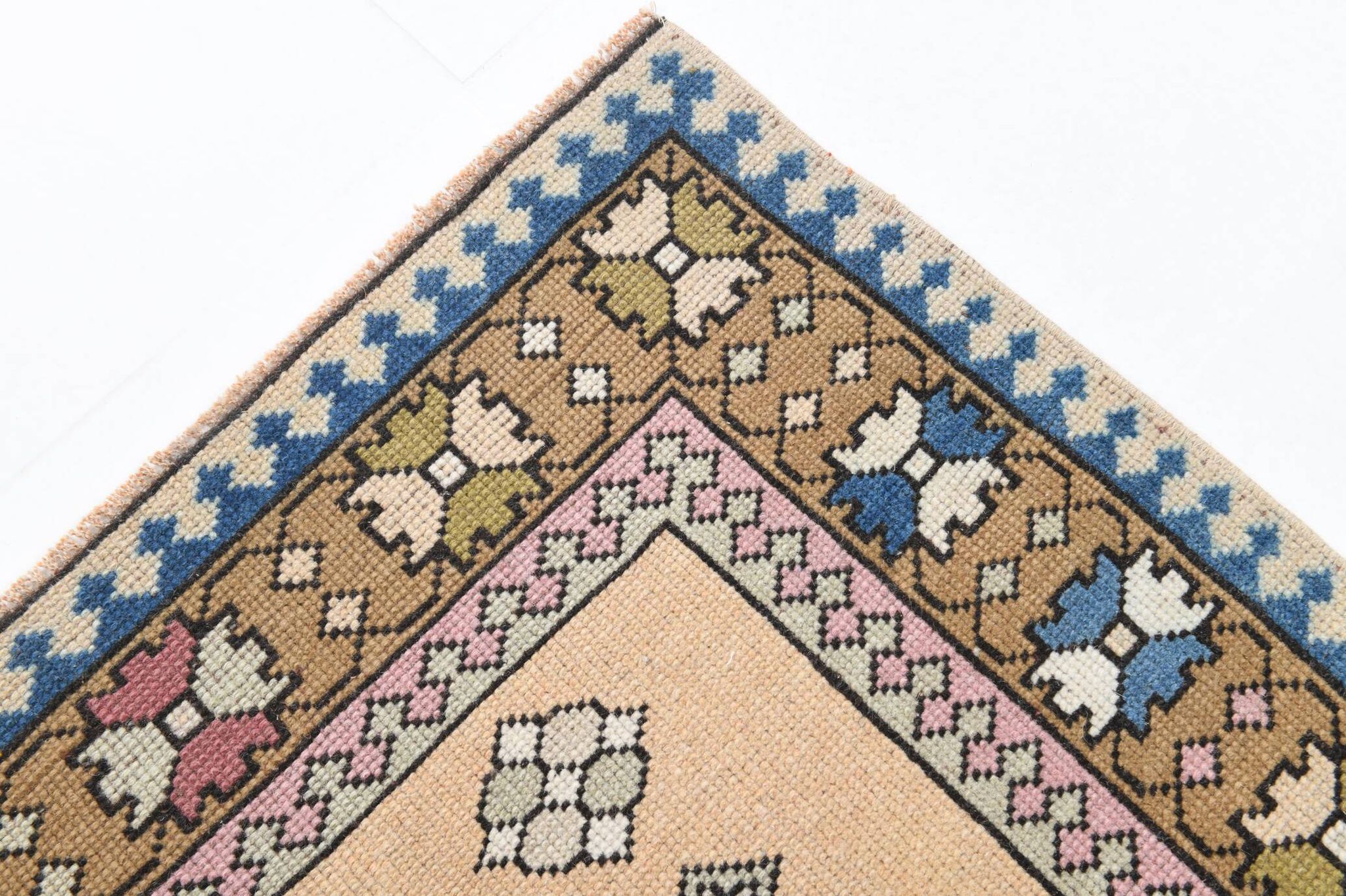Mustard Pink Oriental Pattern Turkish Rug, 135x232Cm