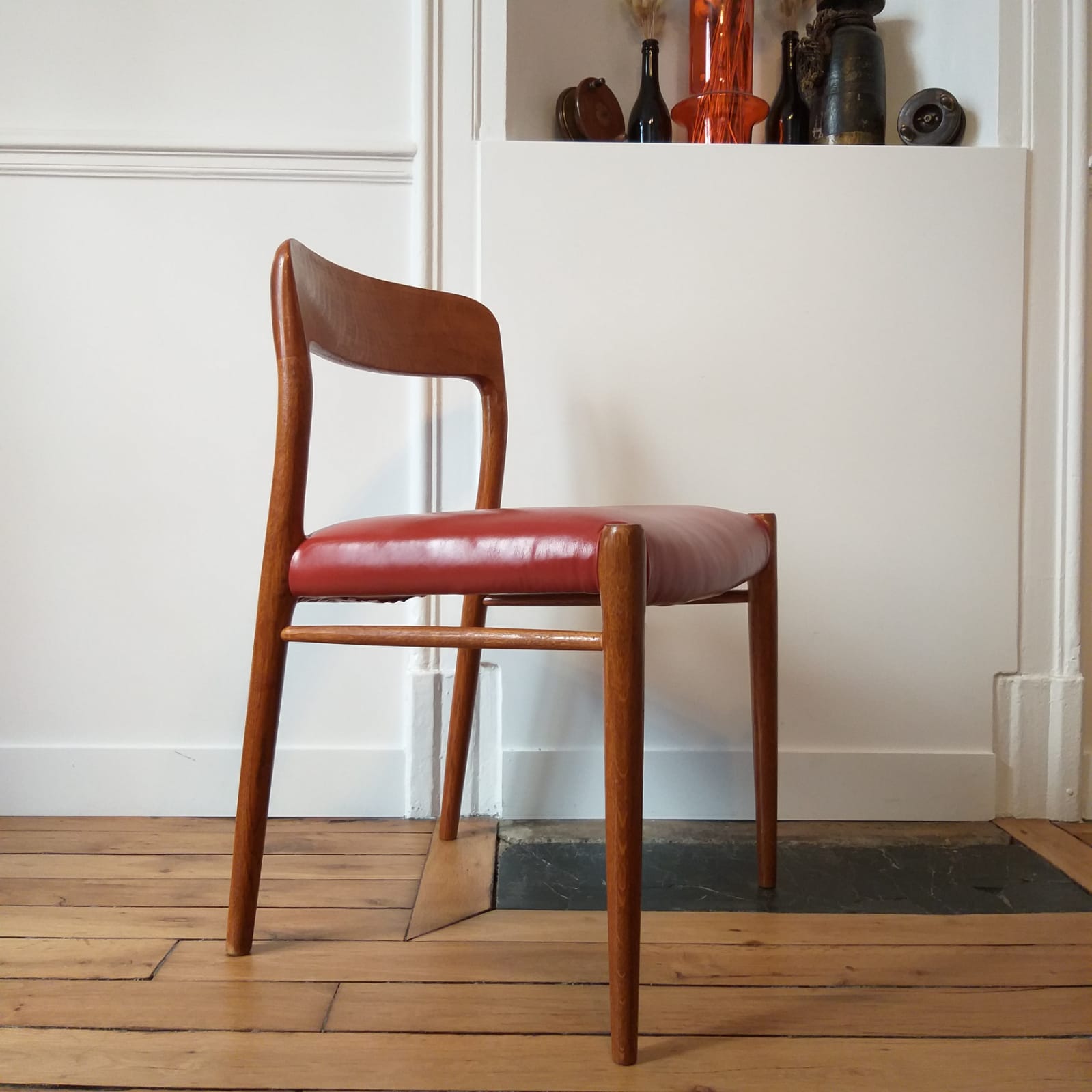 Moller chair model 75 oak and leather
