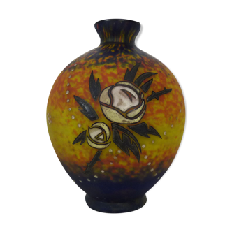 Art Deco vase by Delatte Nancy in yellow-orange marmorean glass. Year 30