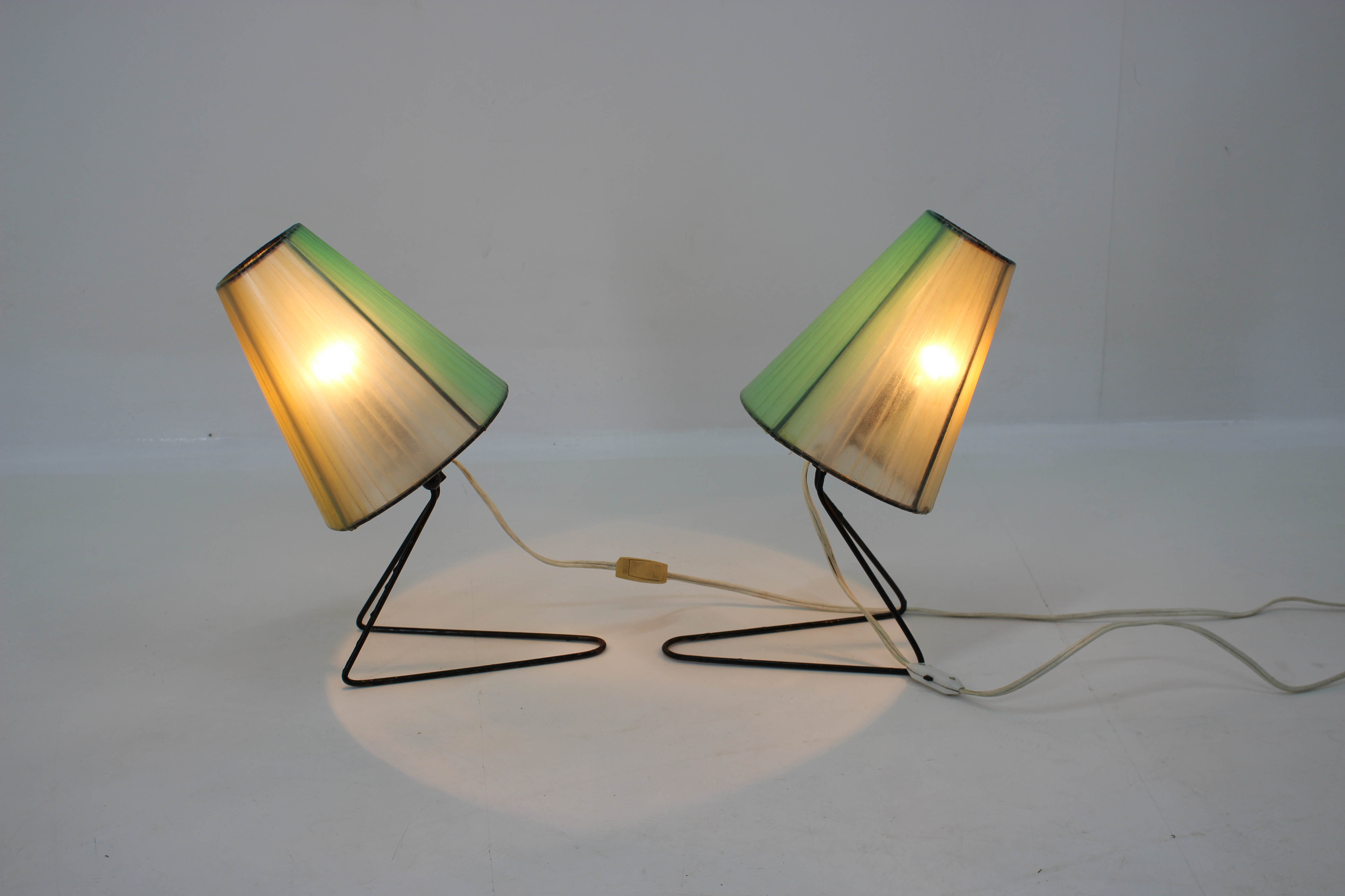 Ensemble de deux lampes de table du milieu du siècle, 1960