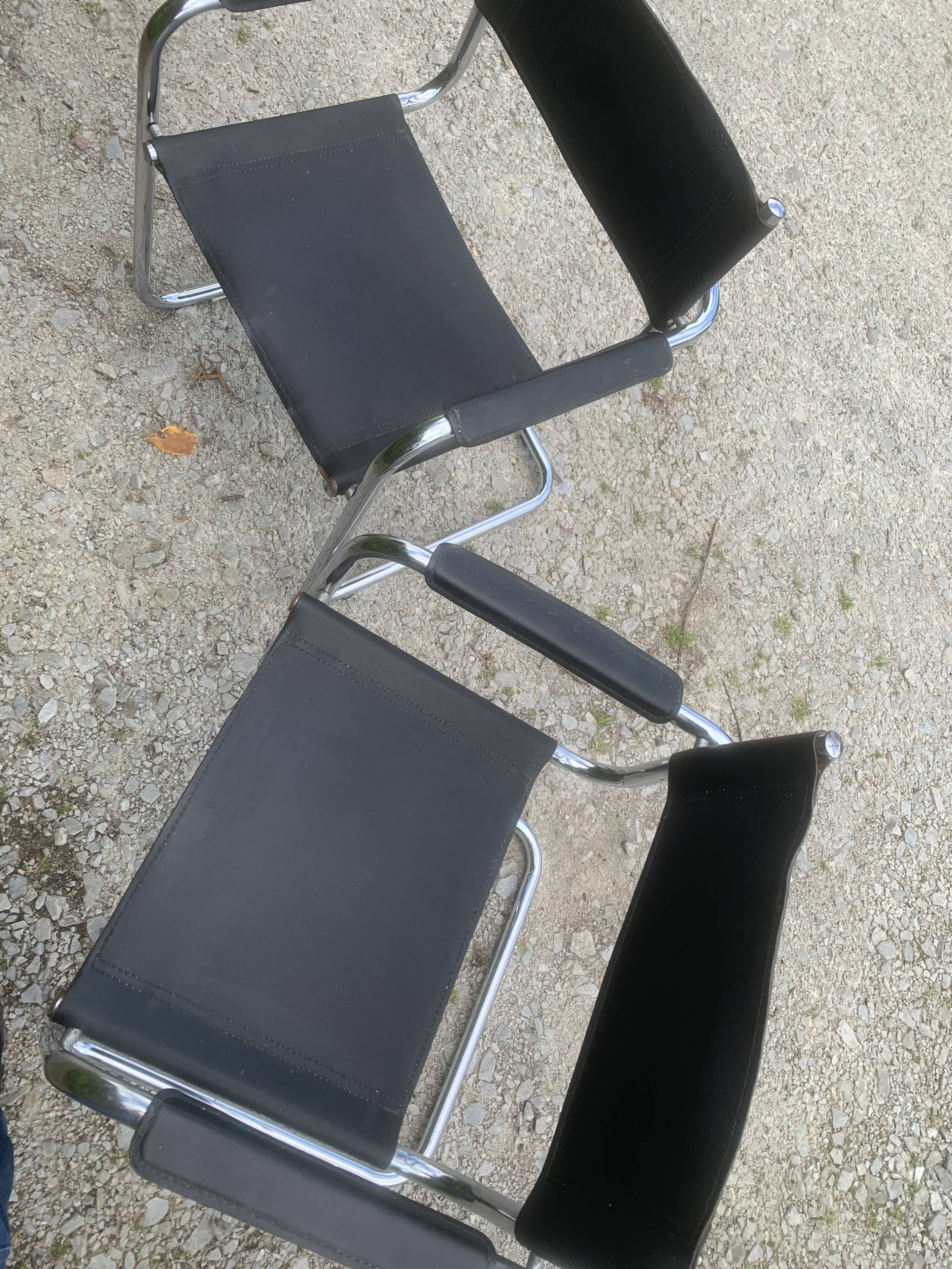 Paire de fauteuils style matteo Grassi MG5