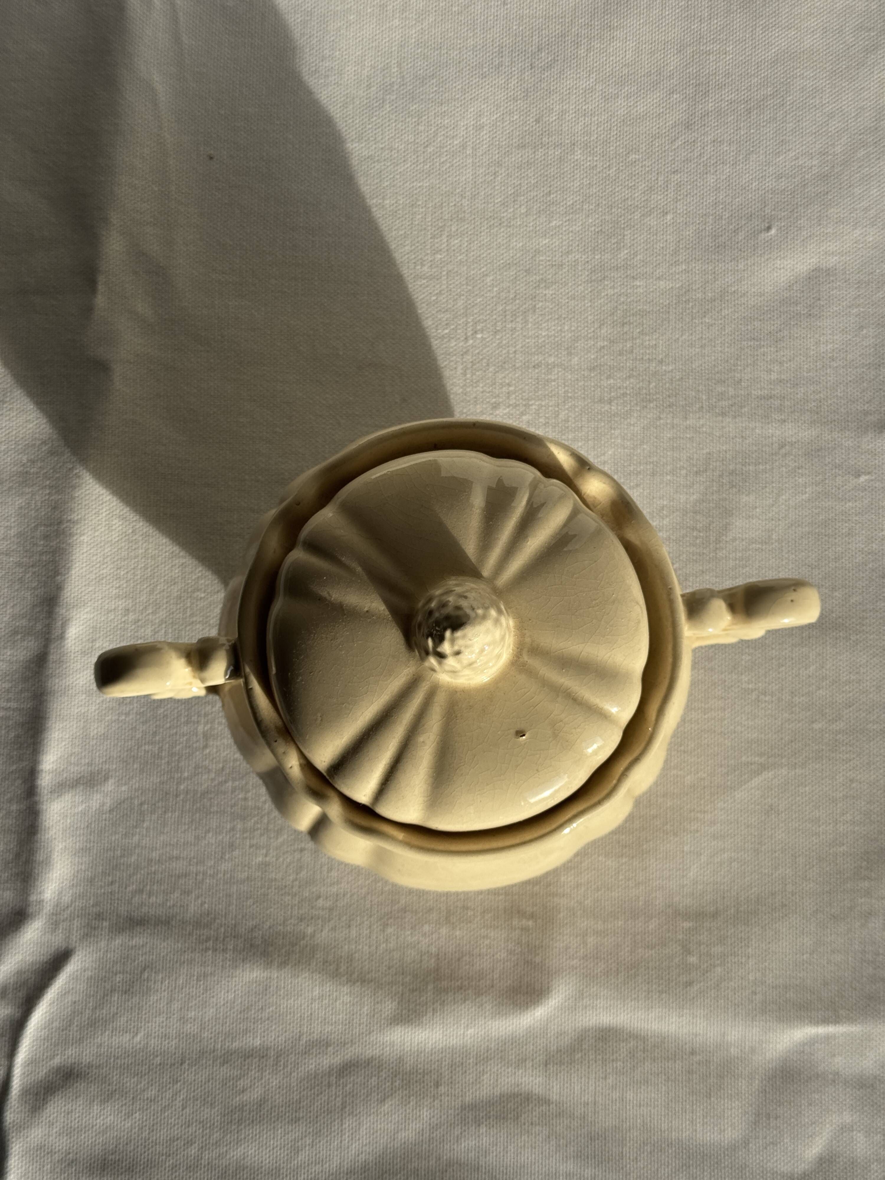 Cream teapot and its sugar bowl Sarreguemines France