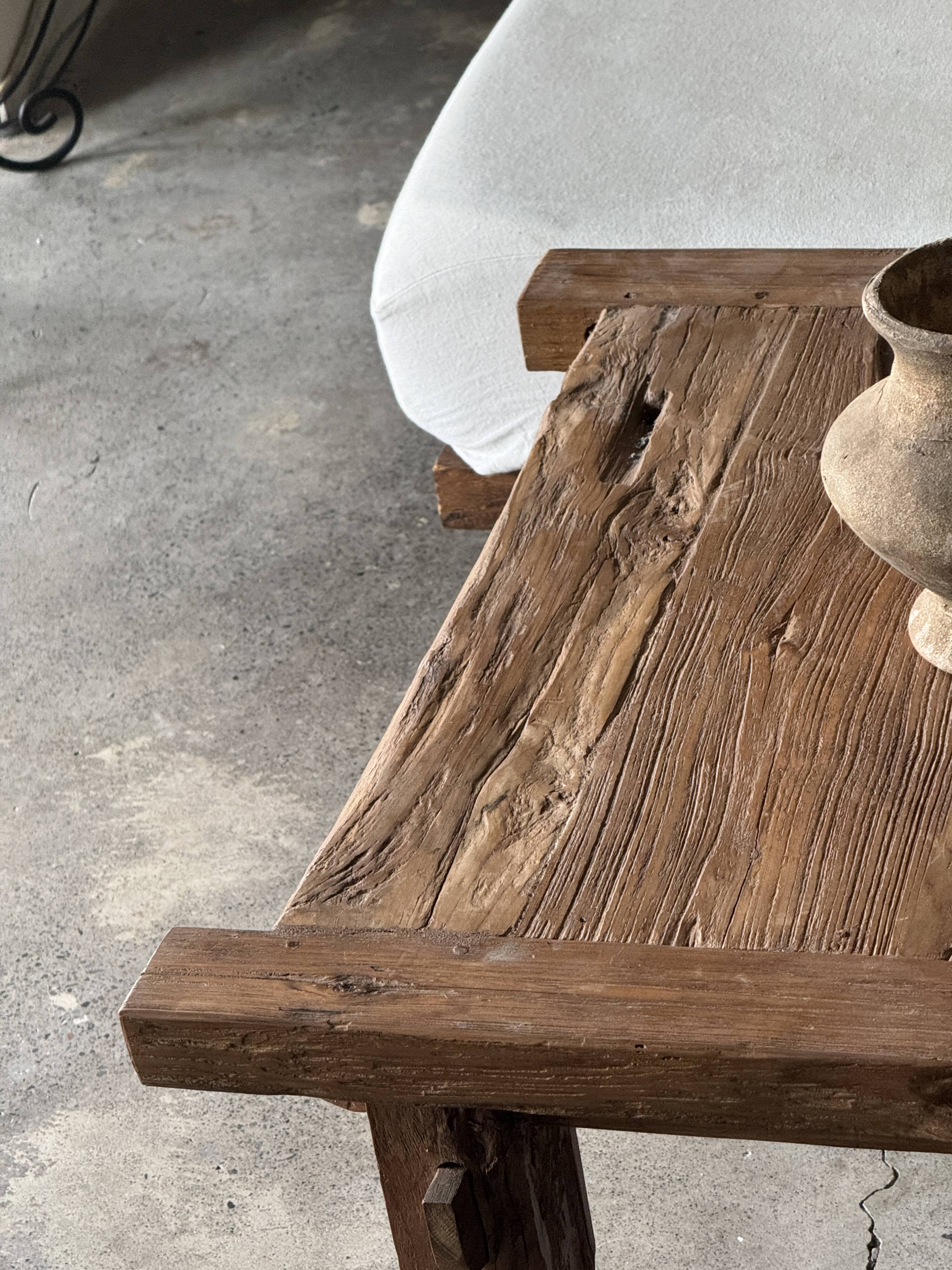 Large upcycled golden teak coffee table L1m60 W70 H45