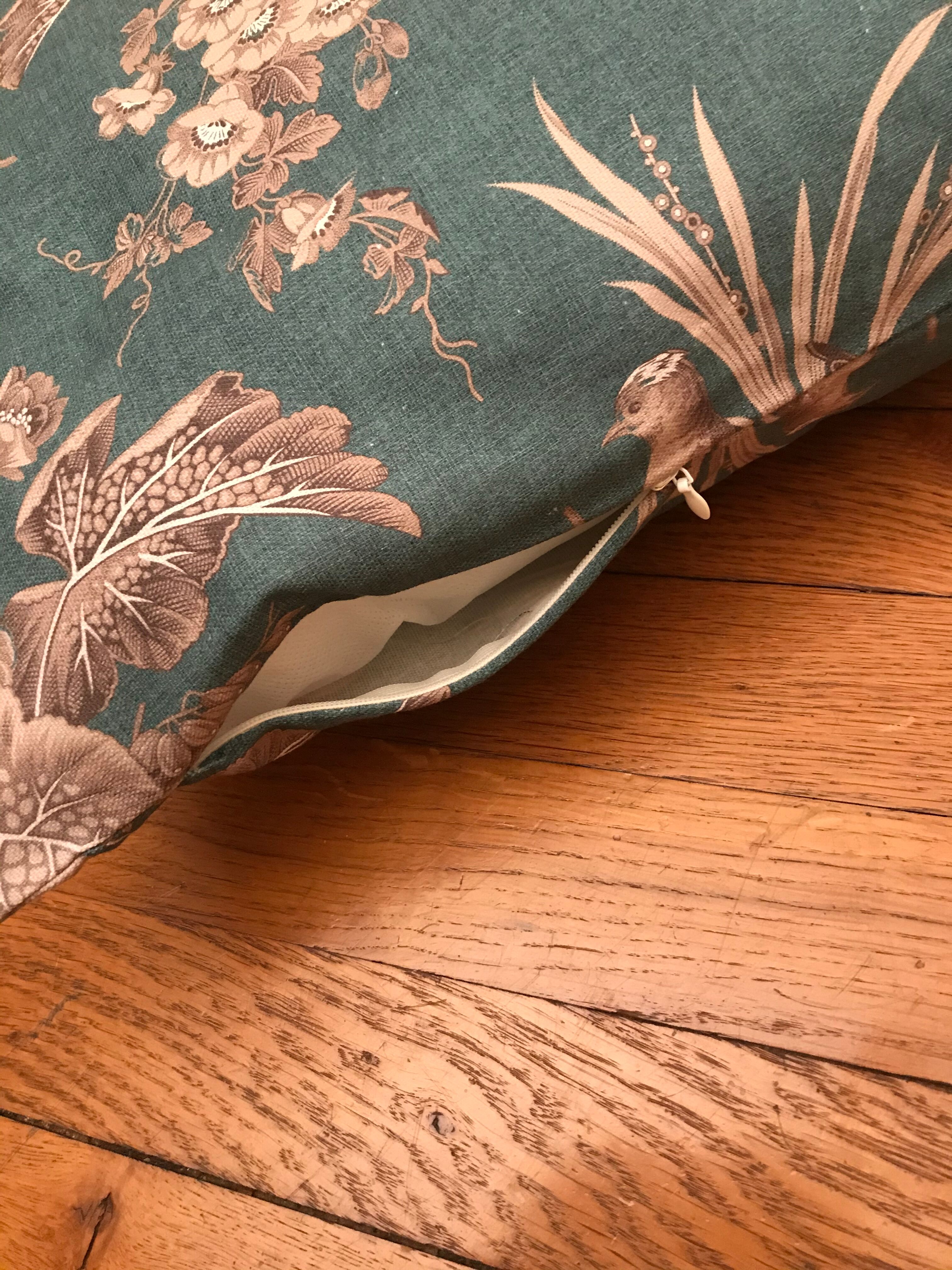 Blue "Indian" square cushion