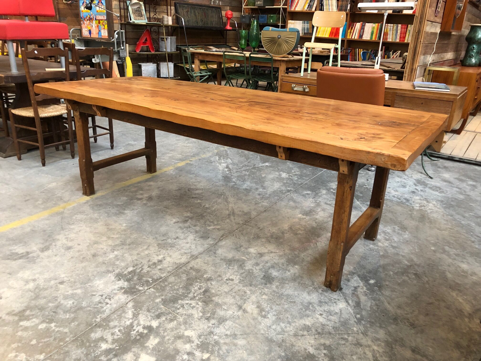 Old farm set massive Elm table