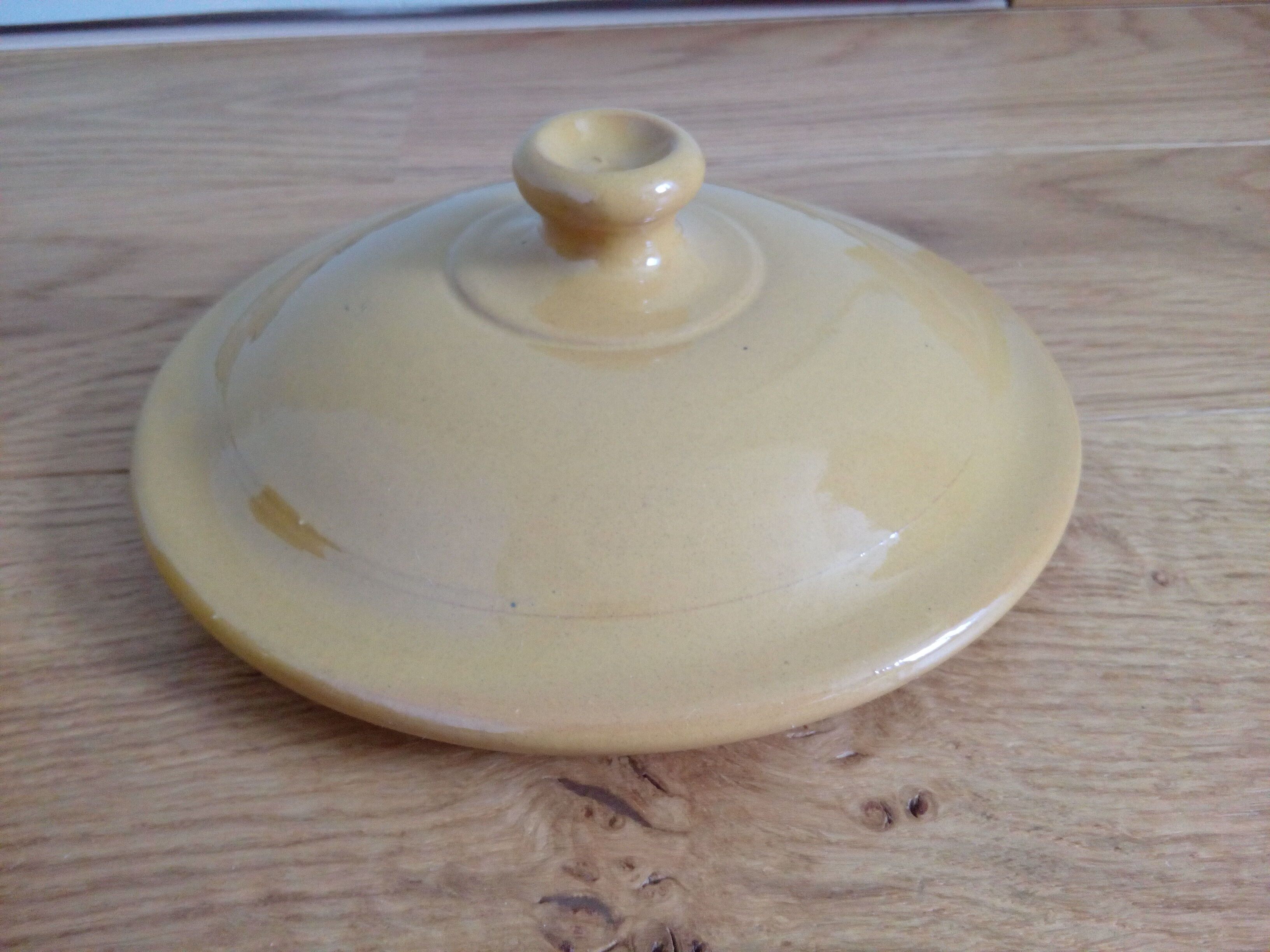 Pot with lid, ceramic soup maker enamelled with mustard yellow