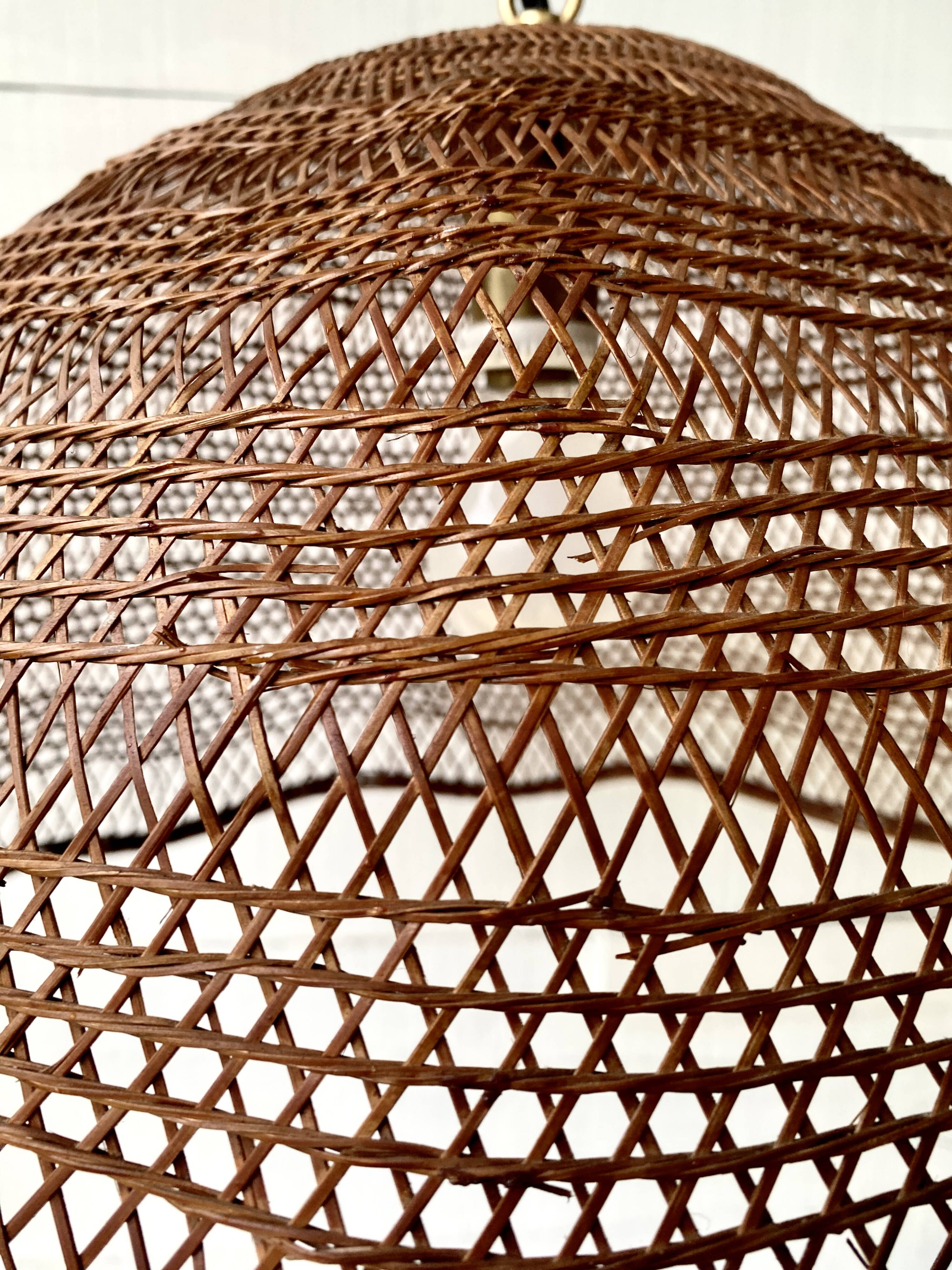 Straw pendant light, new 1m fabric cable, porcelain ceiling light