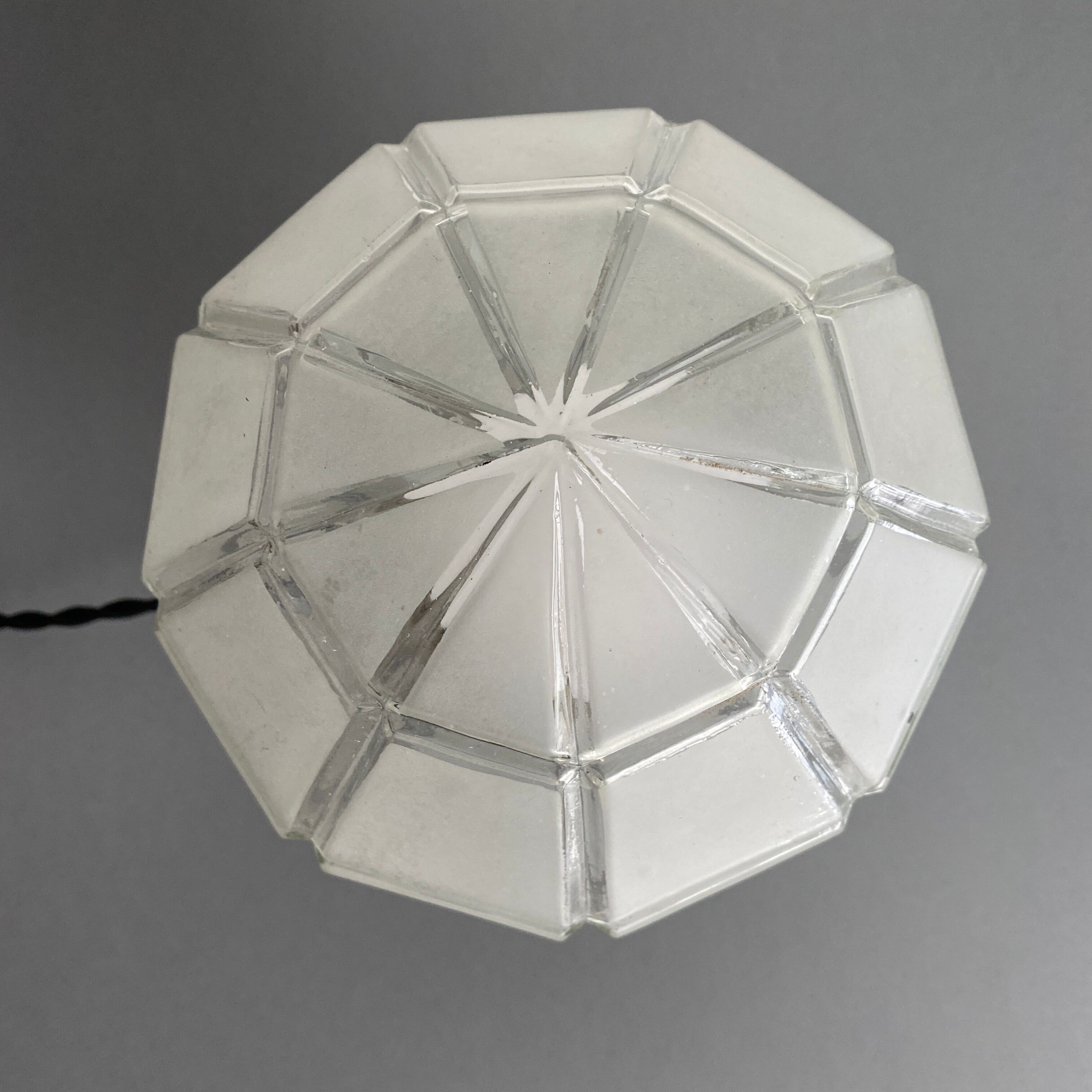 Art-deco bedside lamp