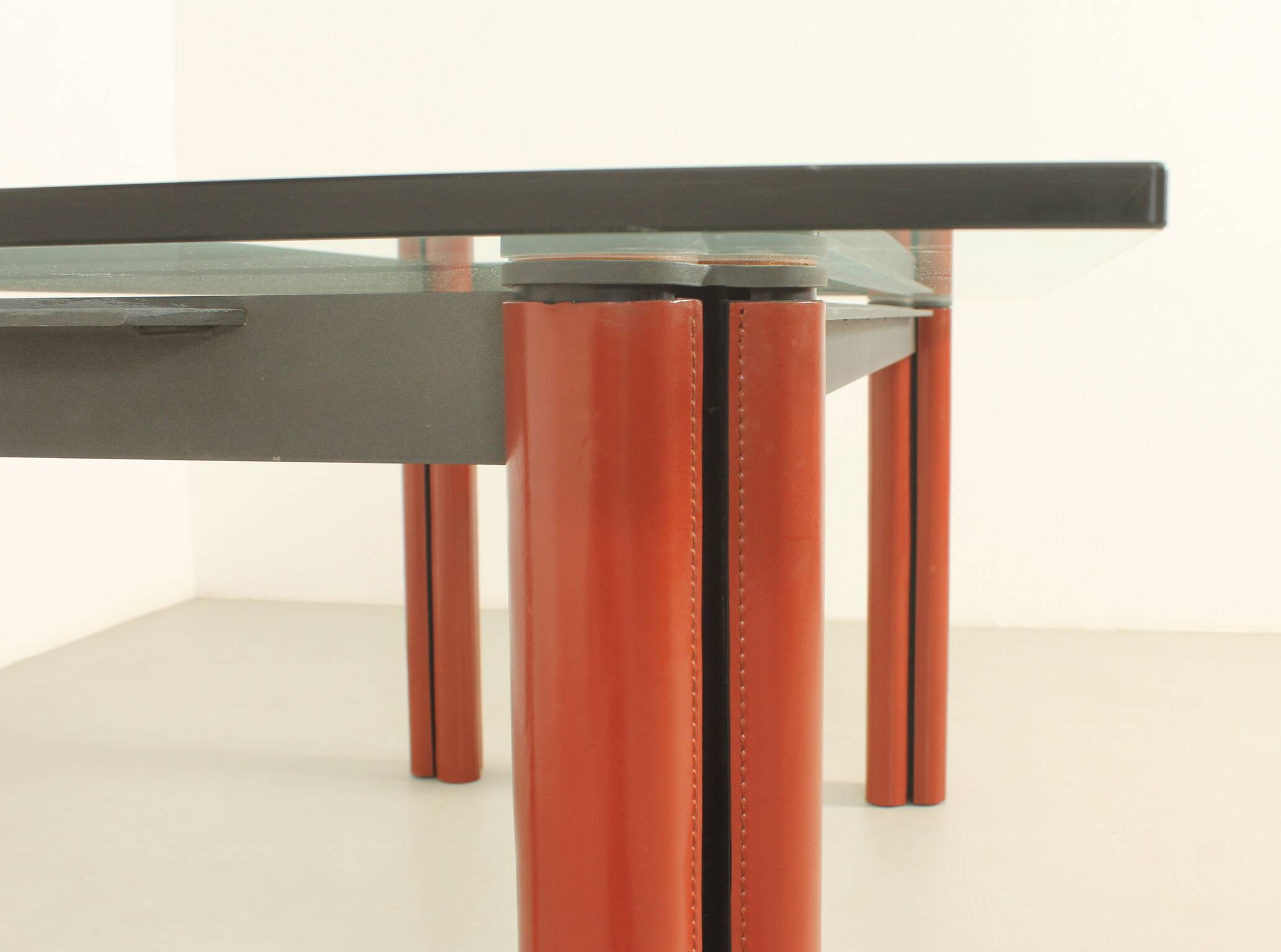 Mugello dining table by Giotto Stoppino and Lodovico Acerbis