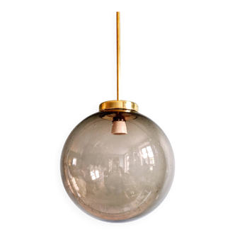 Suspension en laiton et verre fumé bullé, années 70