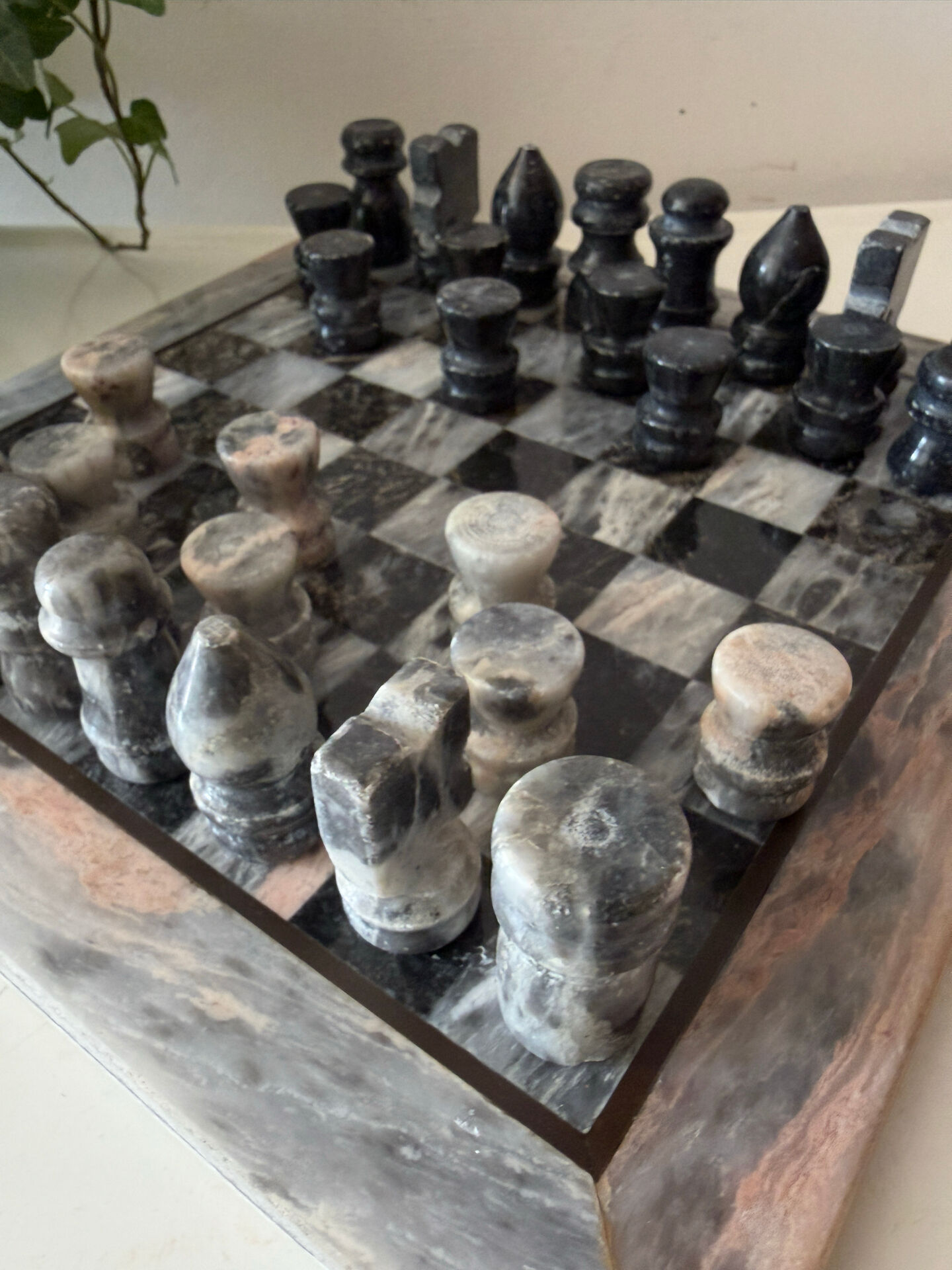Onyx chess set