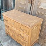 Commode de style Louis xv en merisier décapée