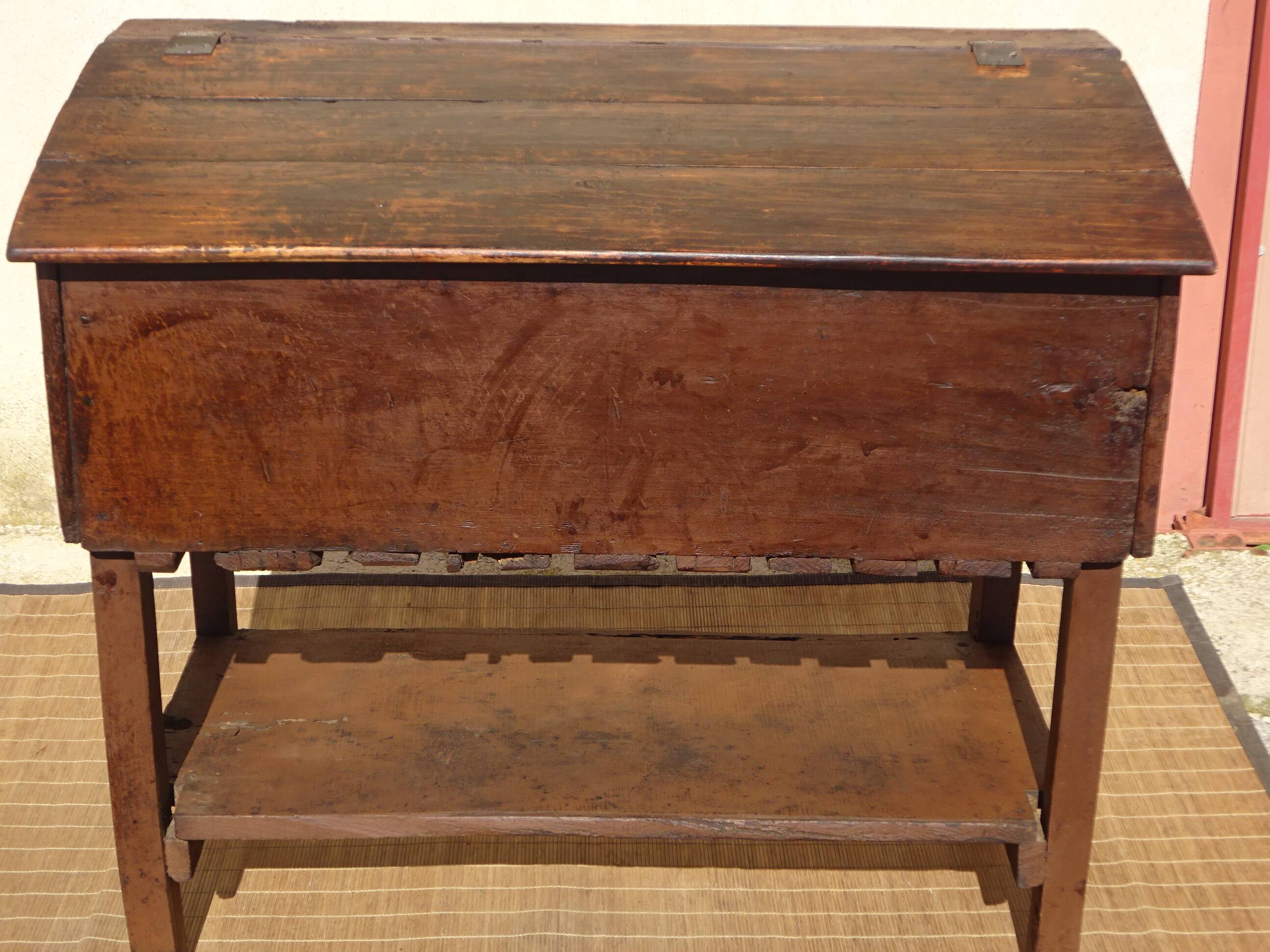 Old draining rack, chest, in solid oak