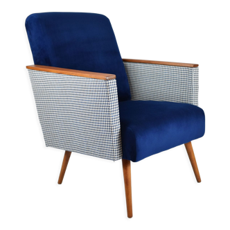 Vintage armchair Deutsche Democratic Republic, 1960s, blue velvet, houndstooth, renovated