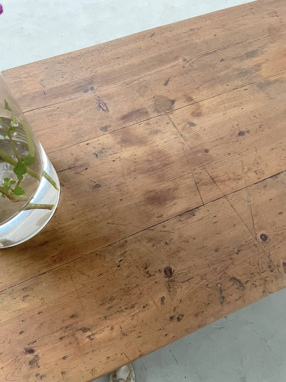 Yellow patina commercial counter from the 50s