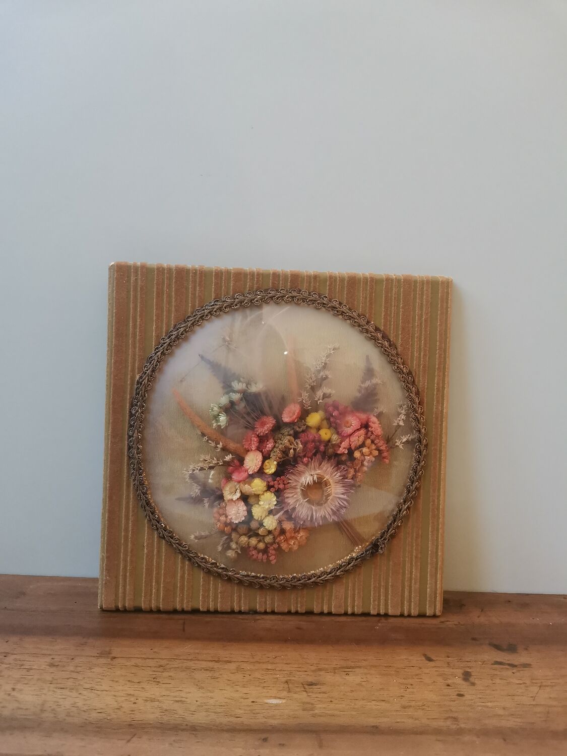 Cadre fleurs séchées vintage verre bombé