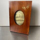 Cadre photo ancien ART NOUVEAU en bois avec INTARSIA en nacre de papillon, dimensions du bois 16 cm x 11 cm Verre convexe