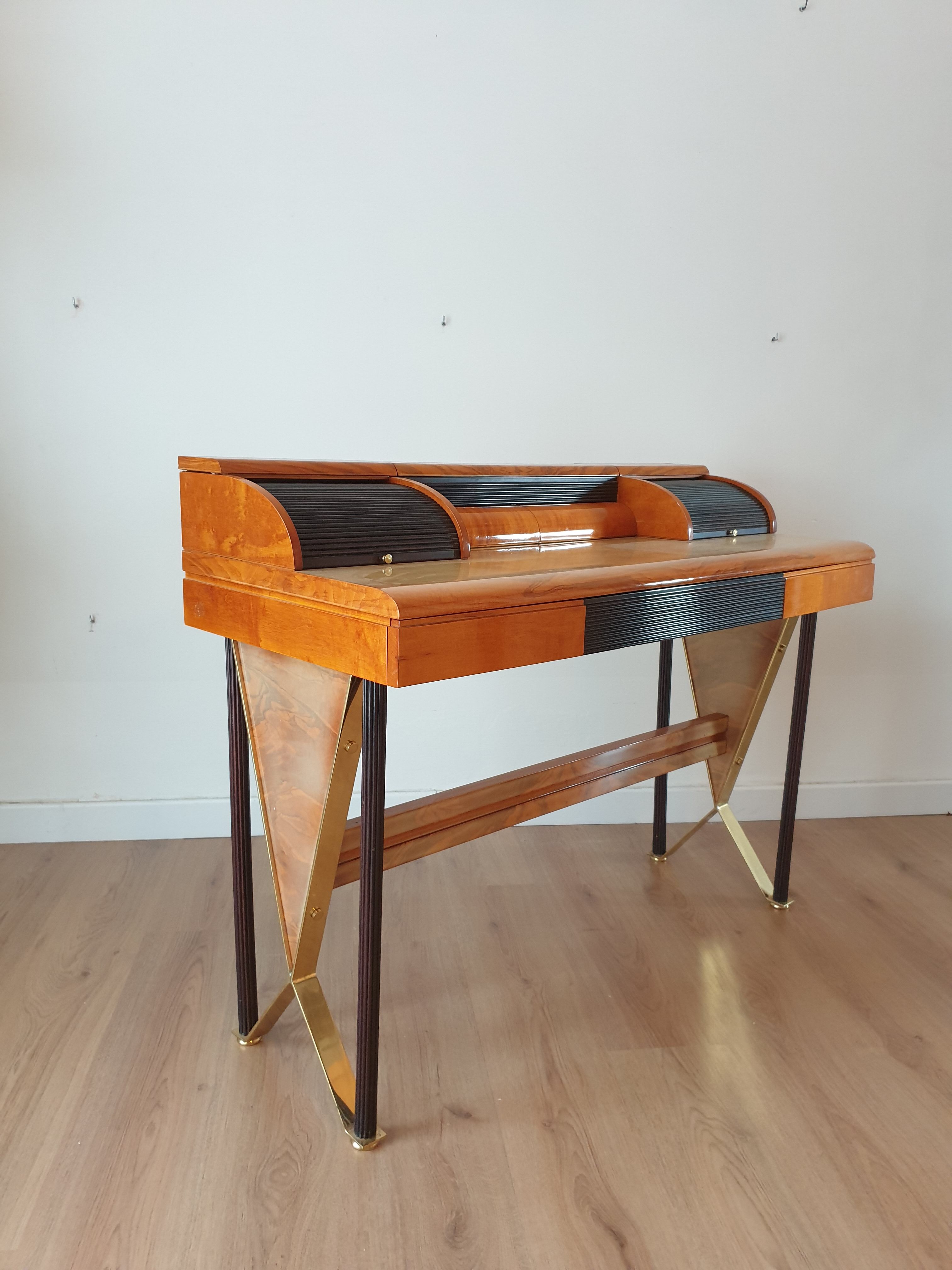 Secretary desk