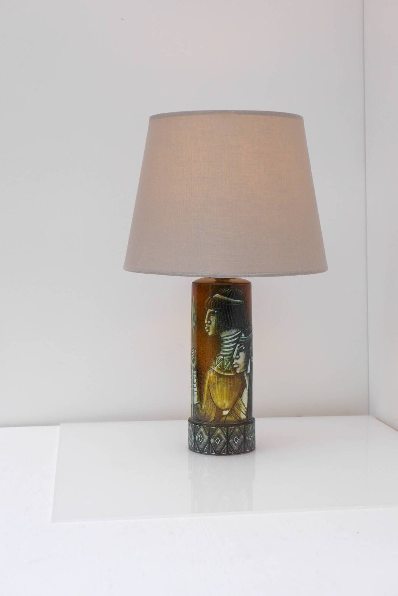 Sculptural table lamp in ceramic, designed by Bonnie Rehnqvist, Sweden, 1972