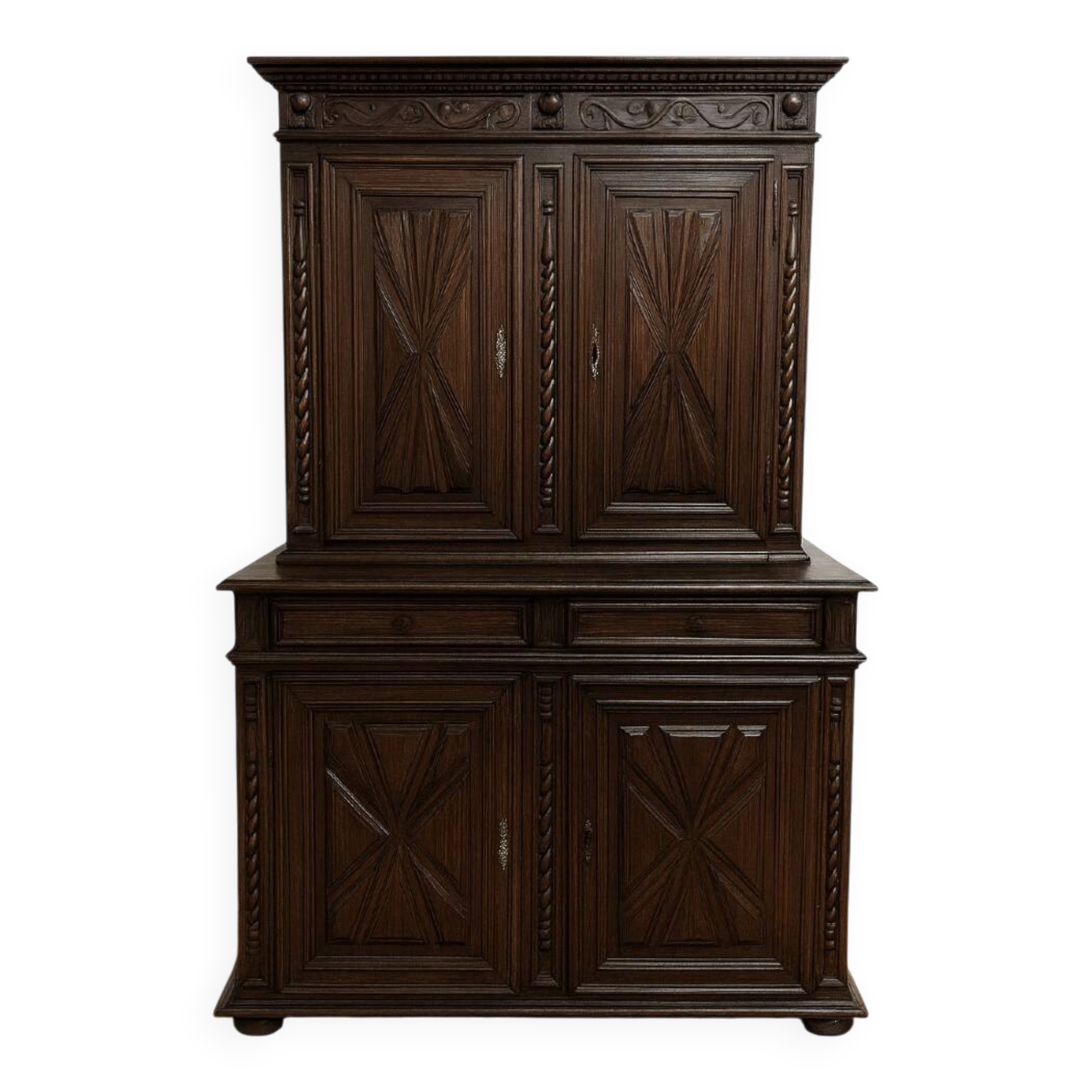 Four-panel buffet from the Louis XIII period in solid walnut.