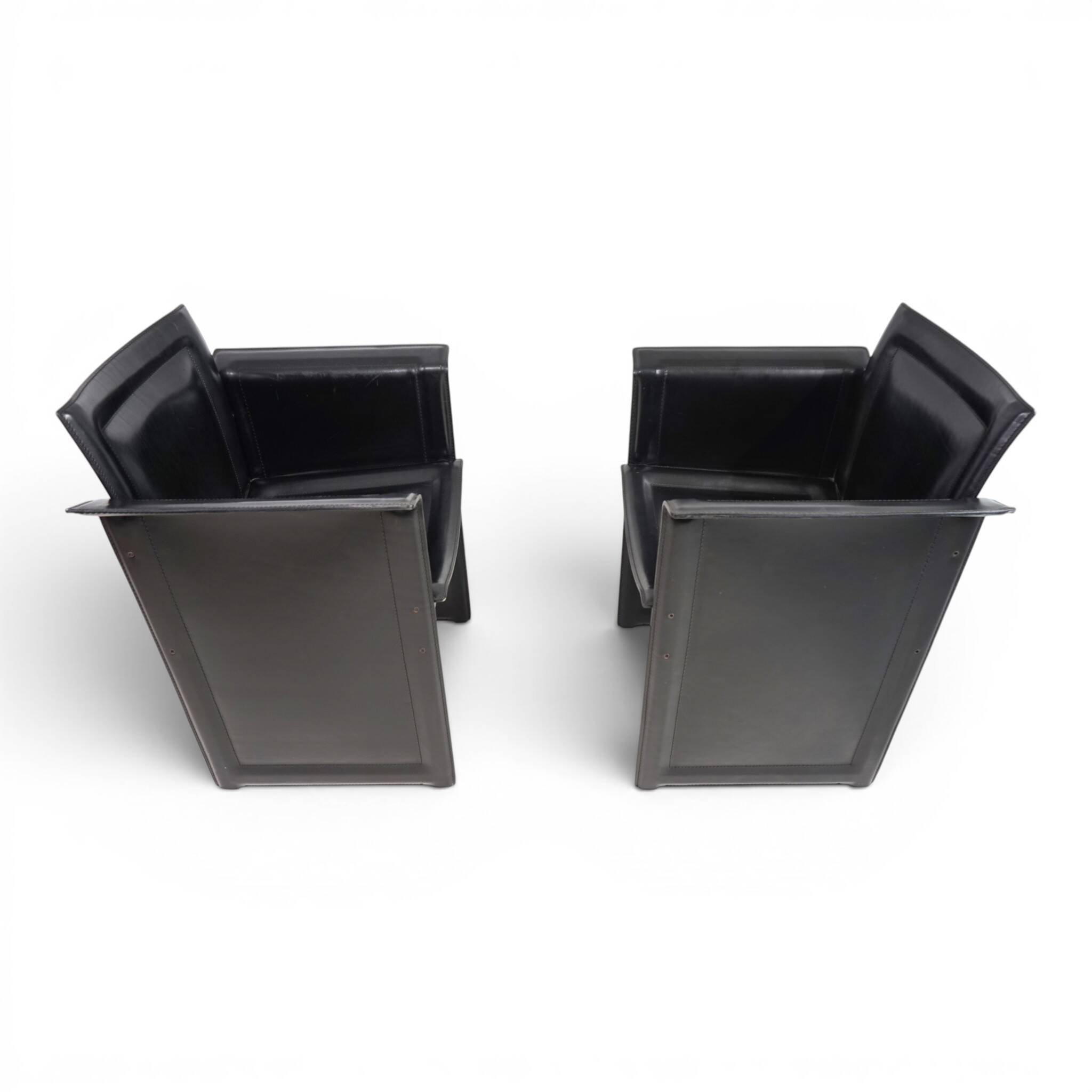 2 chaises en cuir noir Arrben Solaria par Tito Agnoli, 1970