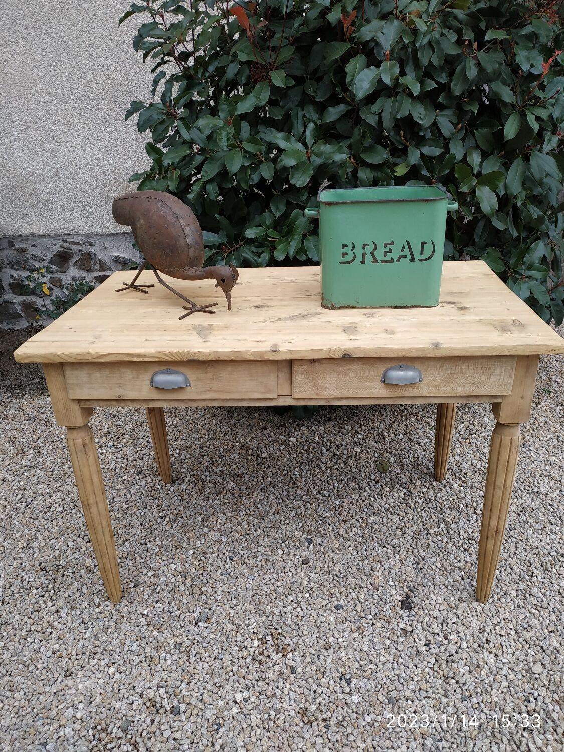 Farmhouse table