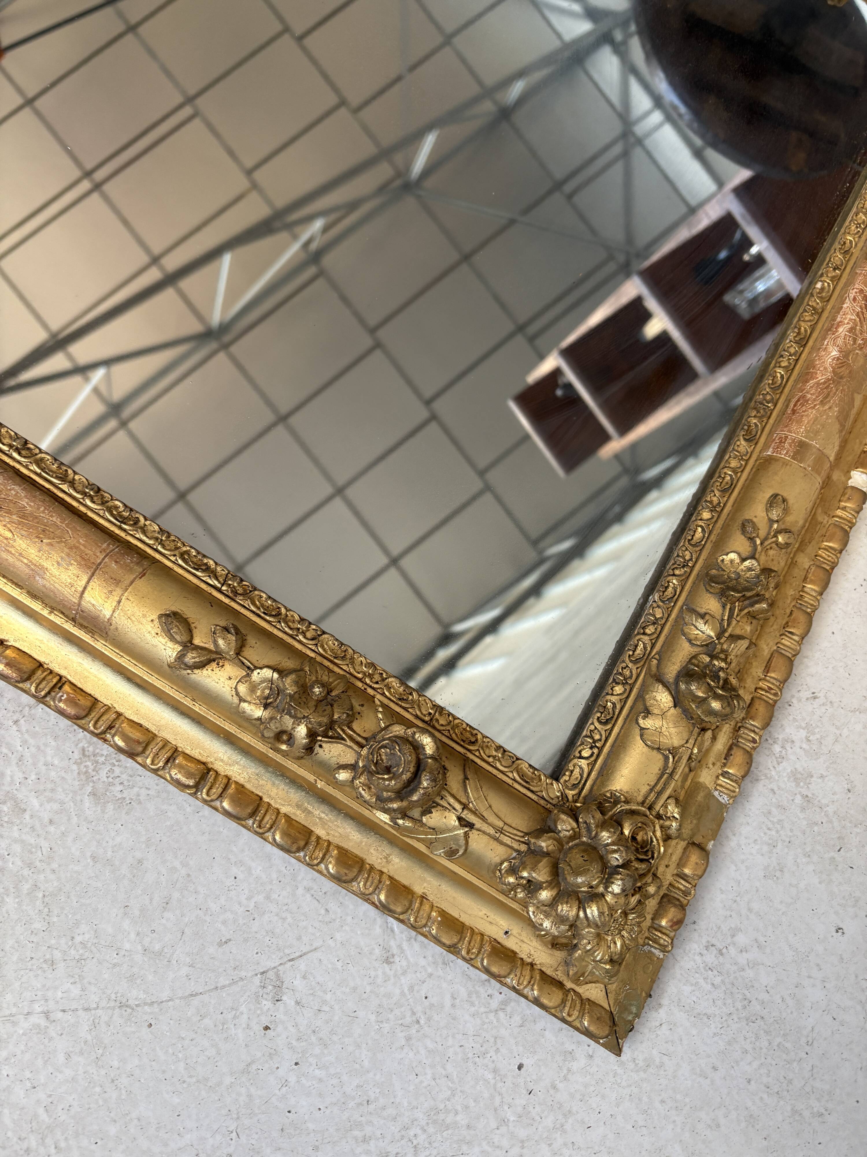 Louis Philippe mirror in wood and gilded stucco - 19th century