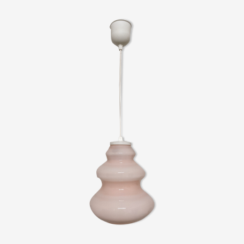 Suspension en opaline rose des années 70