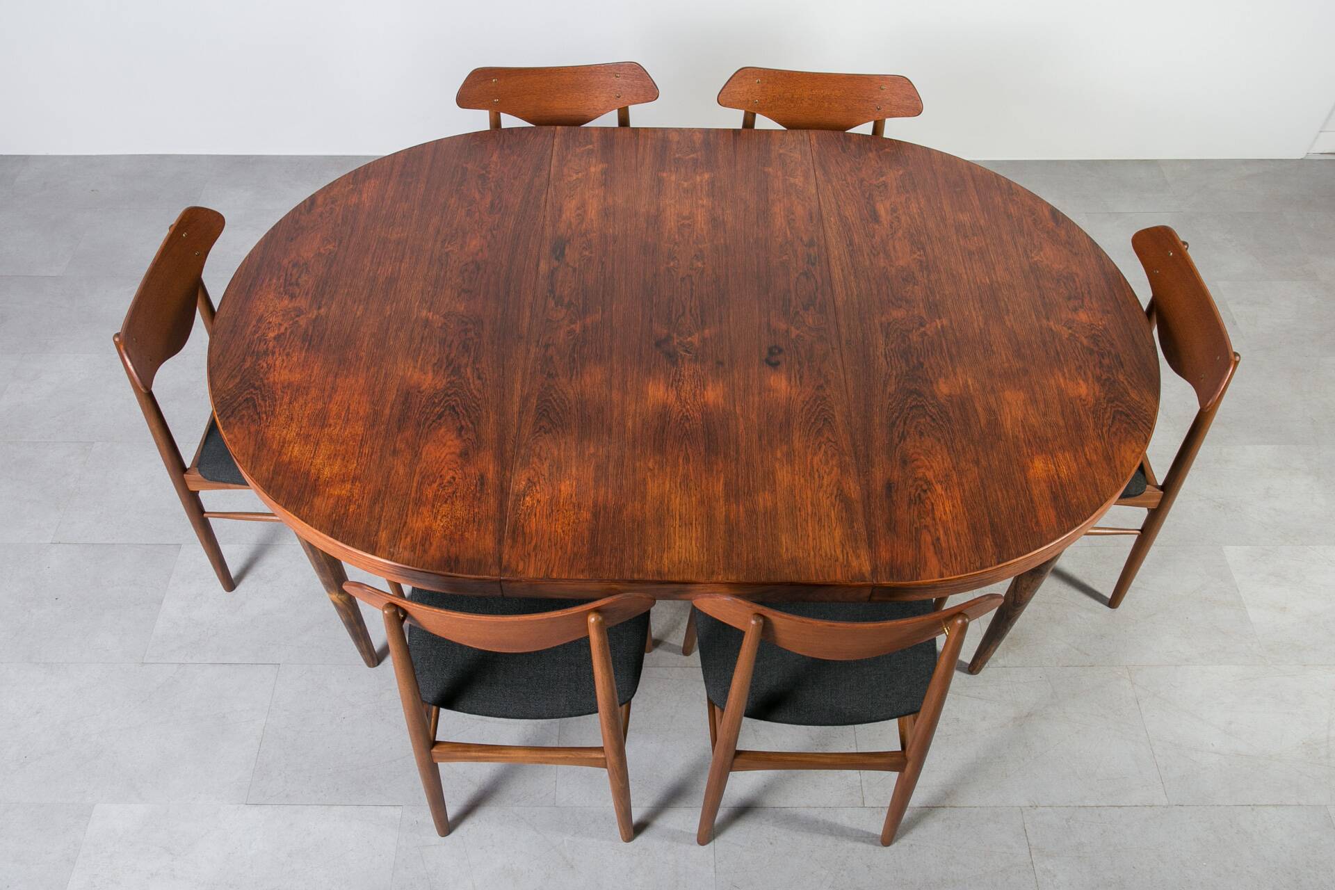 anish Mid-Century Dining Set – Teak Extension Table and 6 Chairs, 1960s