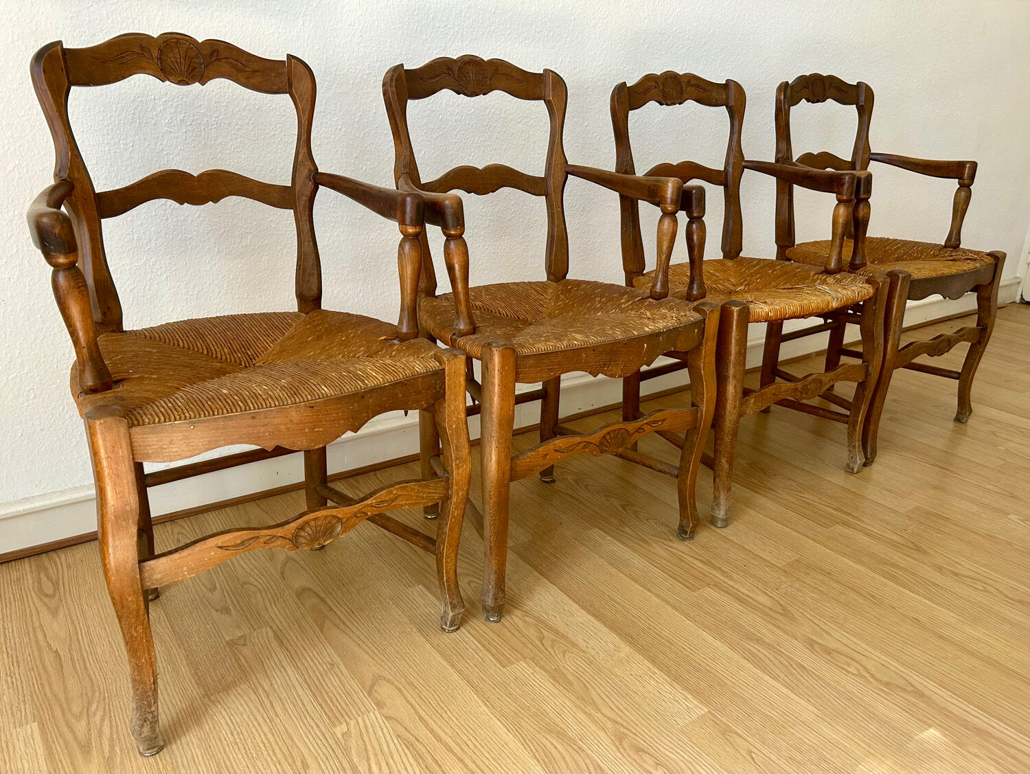 Set of 4 Louis XV style oak straw chairs/armchairs
