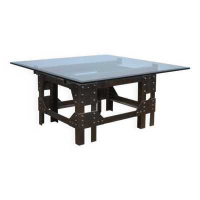 Table basse en fonte et plateau en verre
