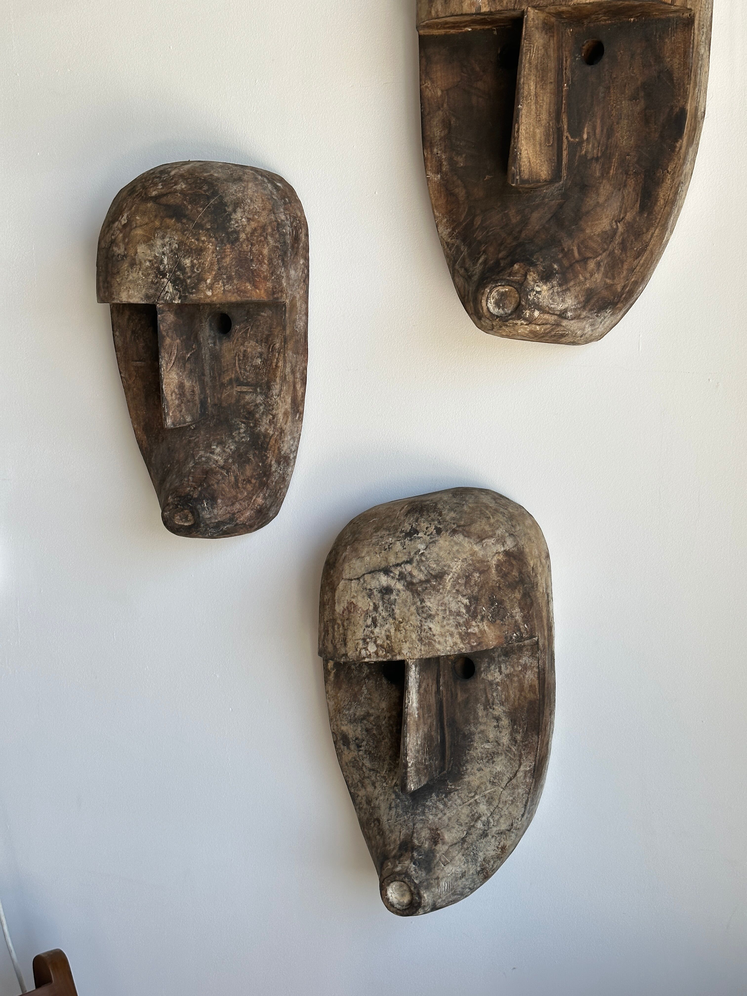 Large Timor mask in patinated wood H:50cm (2)