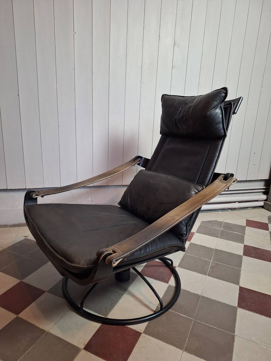 Ake Frybitter leather armchair