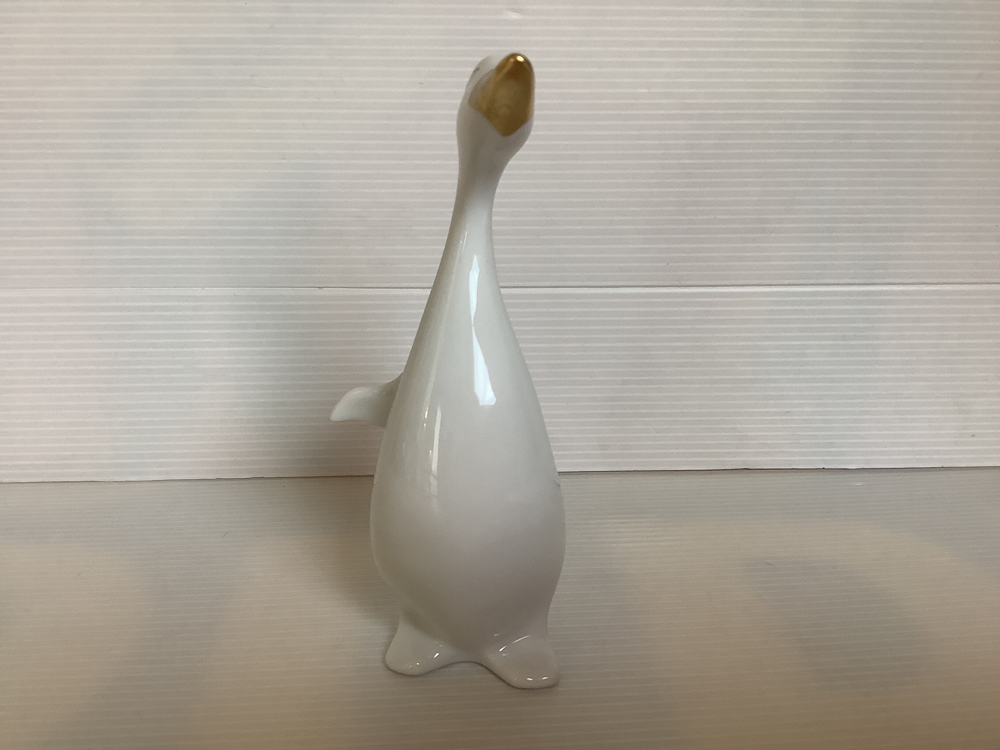 Oie blanche porcelaine hollohaza hungary