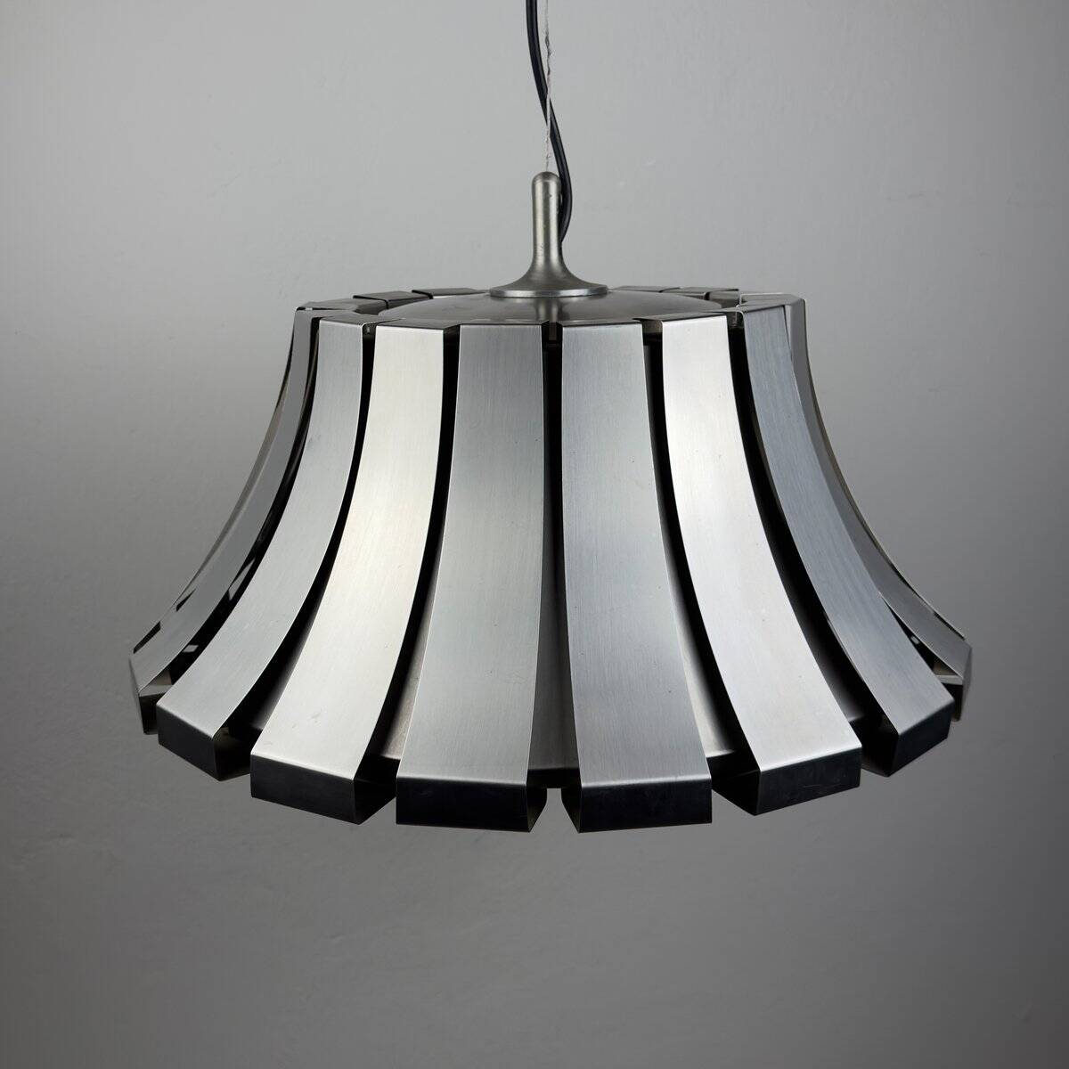 Vintage metal pendant attributed to Elio Martinelli for Martinelli Luce, Italy, 1960s.