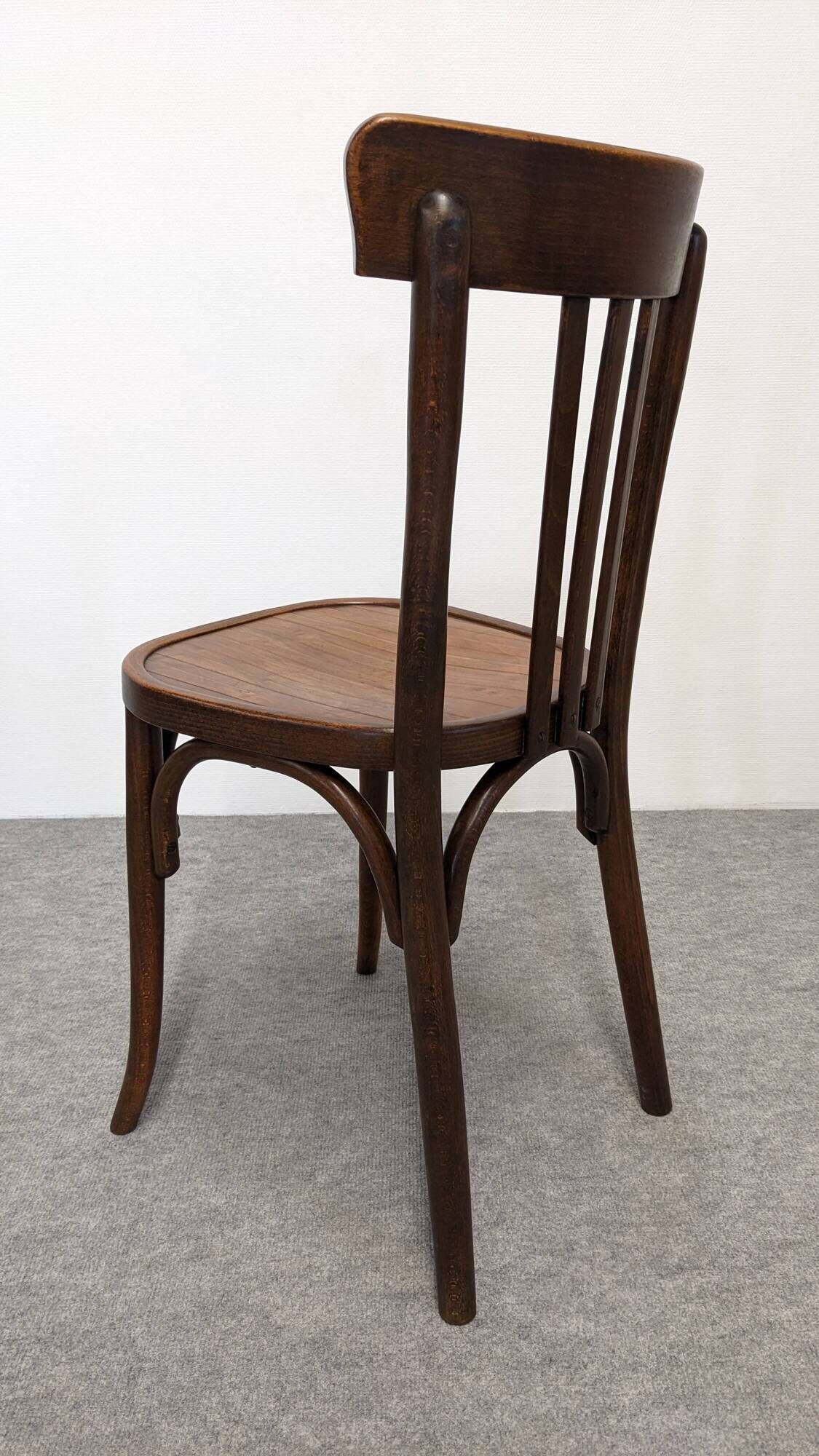 Set of 4 Baumann bistro chairs in bent beech, France circa 1930.