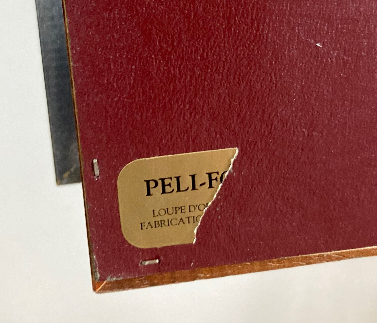 Peli-folies wall showcase in real elm magnifying glass, french manufacture (available)