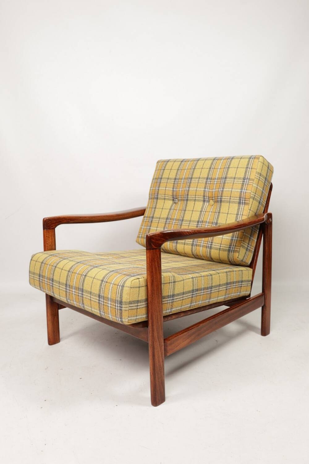 Vintage armchair tartan plaid wool design by Z. Baczyk 1965